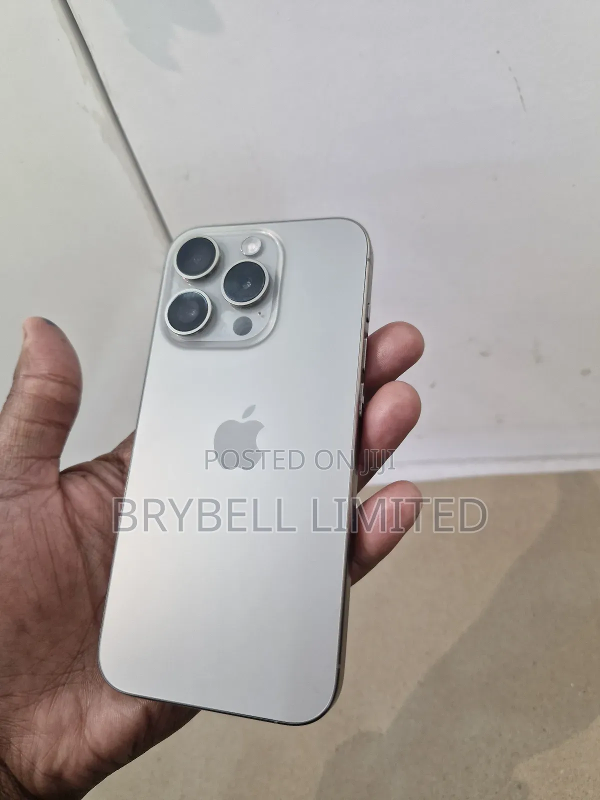 Apple iPhone 15 Pro 128 GB Gray