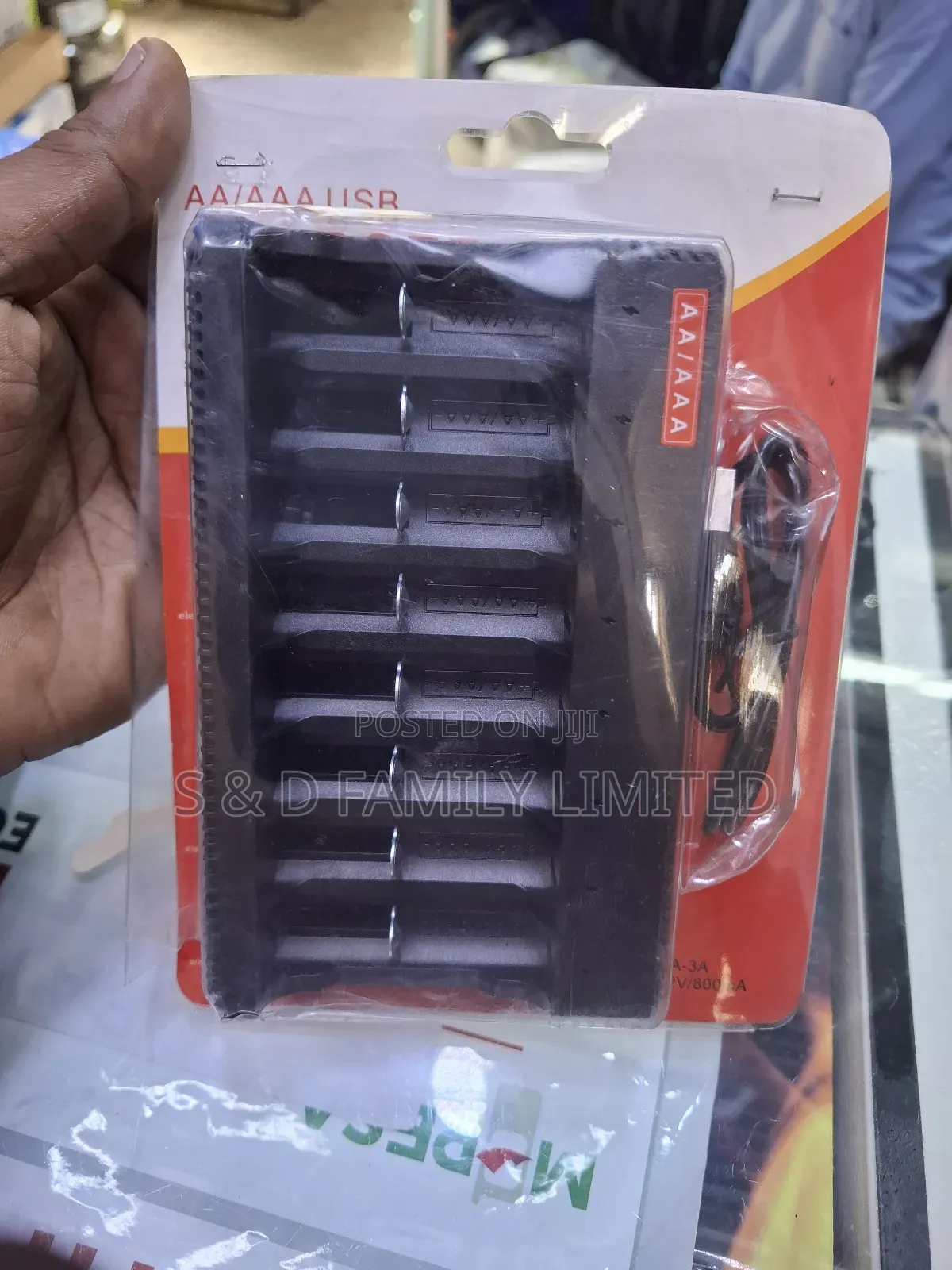 8 in 1 Aa Battery Charger
