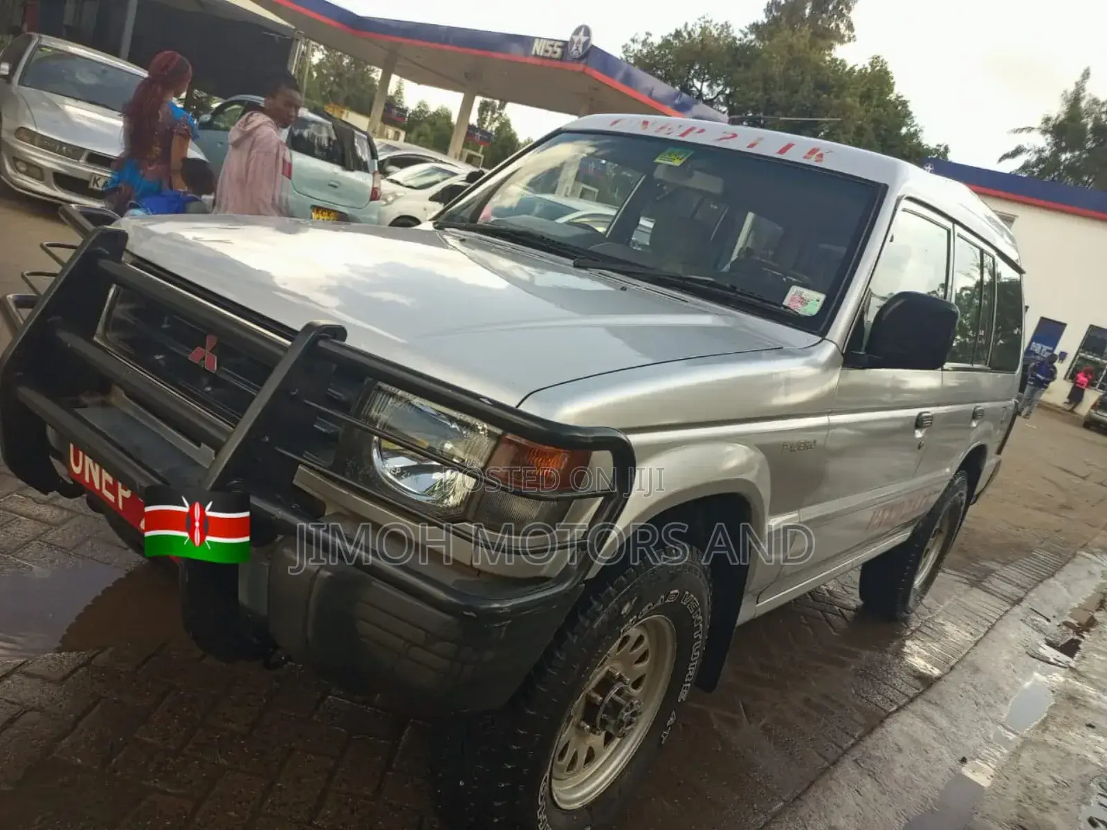 Mitsubishi Pajero 2001 Silver