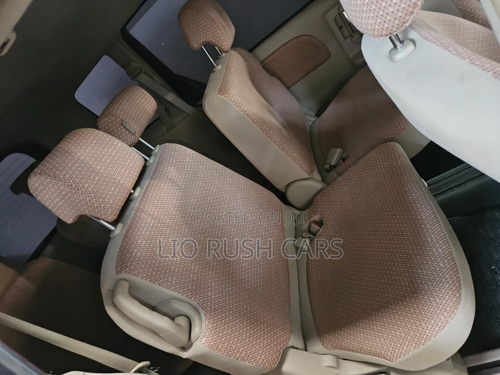 Toyota Sienta 2014 Red