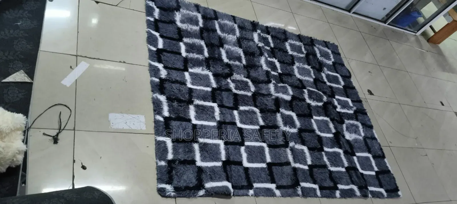 Fluffy Fluffy Carpet