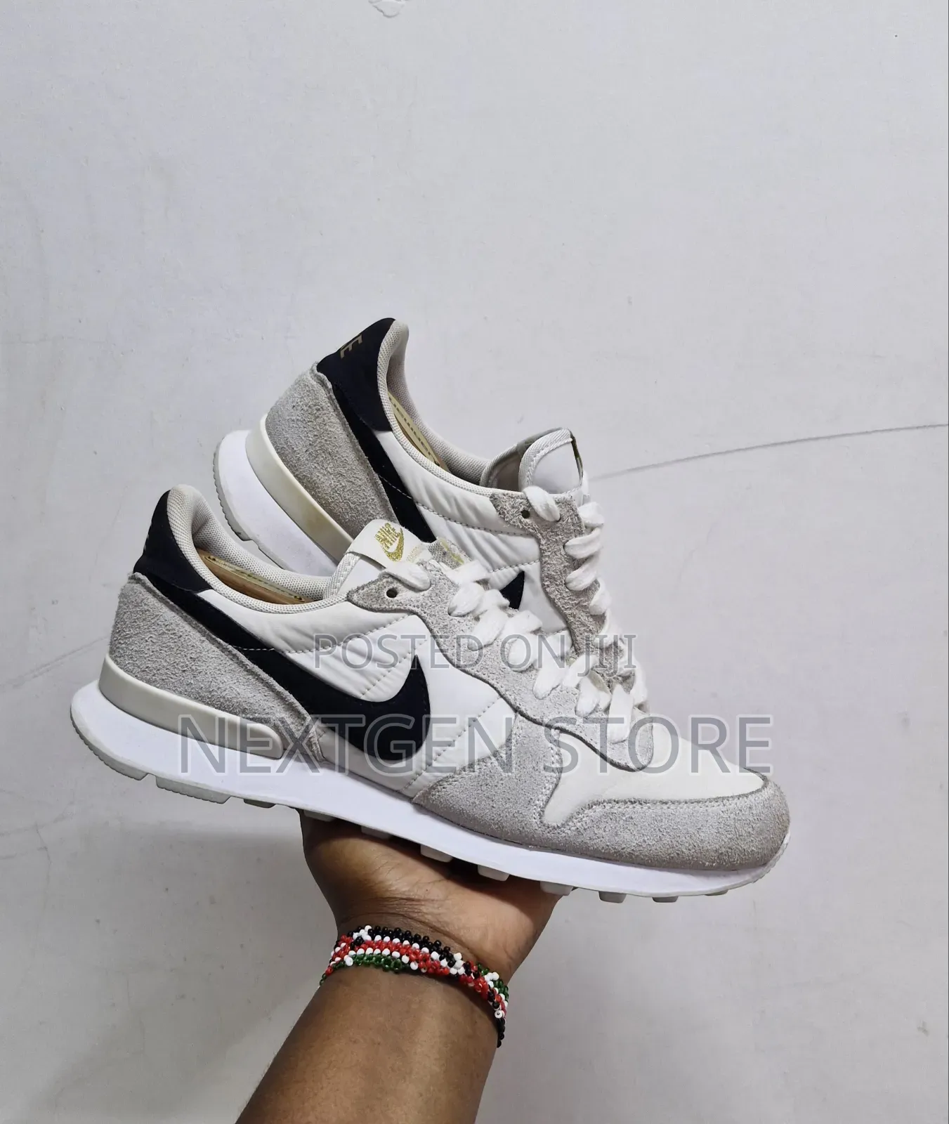 Nike Internationalist Sneakers