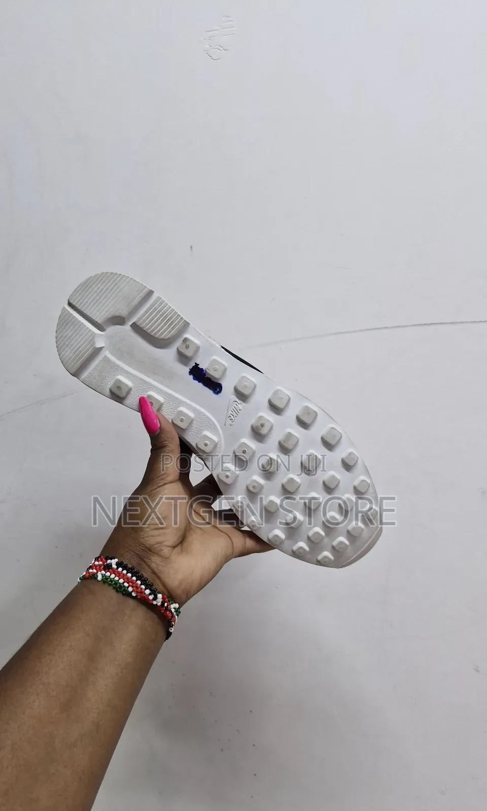 Nike Internationalist Sneakers