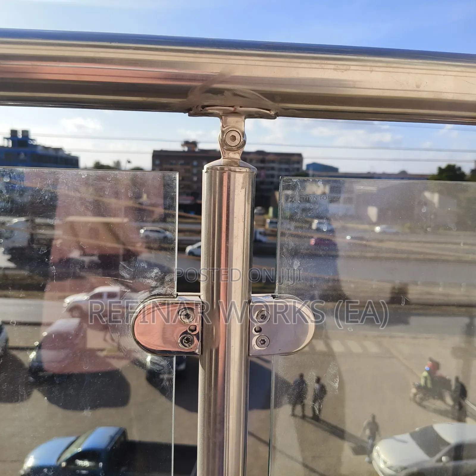 Sleek Staircase Railing Solutions – Stainless Steel