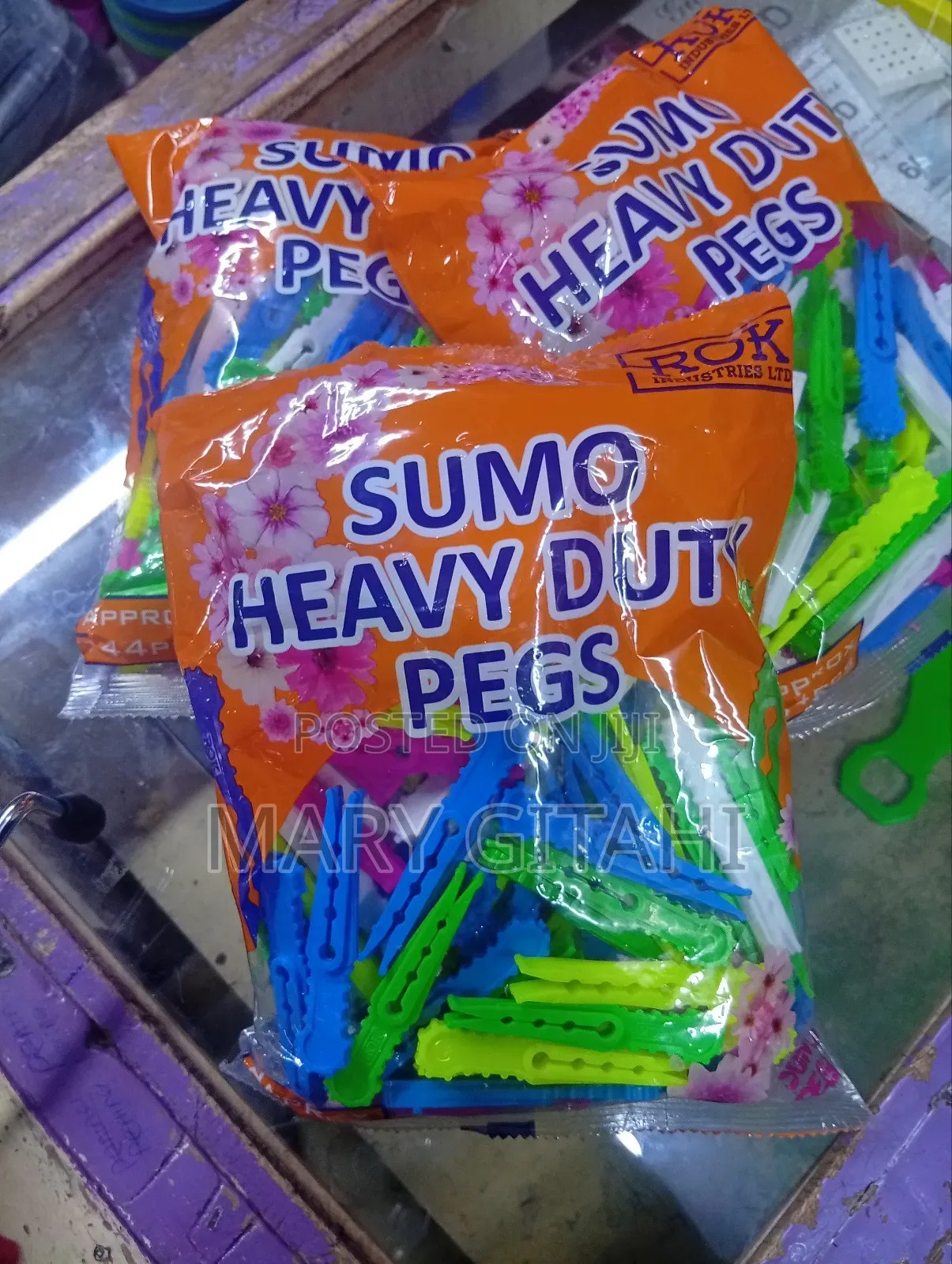 Good Quality Plastic Pegs