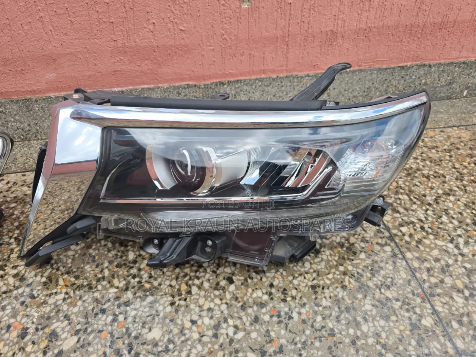 Toyota Land Cruiser Prado Xenon Headlights