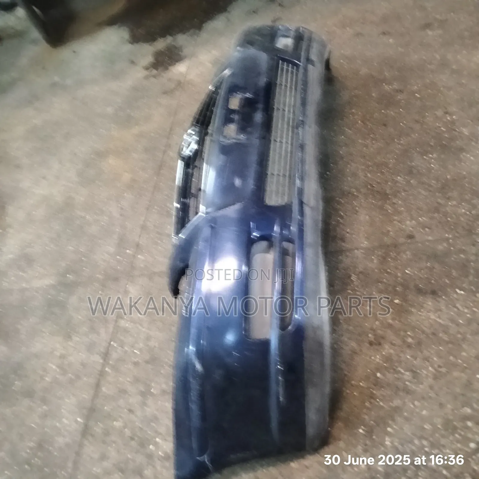 Toyota Avensis 2003/2005 Front Bumper With Fog Covers