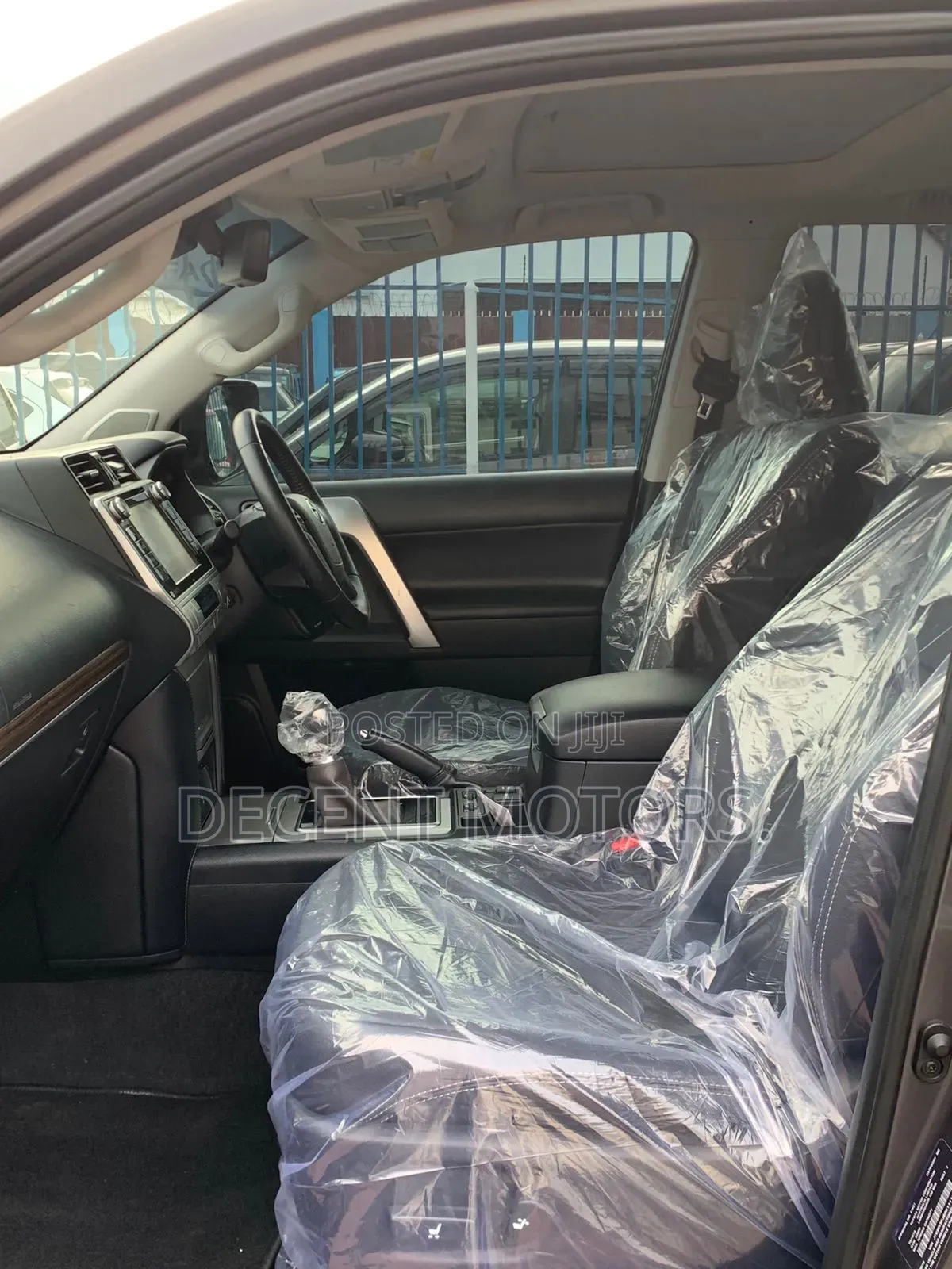 Toyota Land Cruiser Prado 2.8 2018 Gray