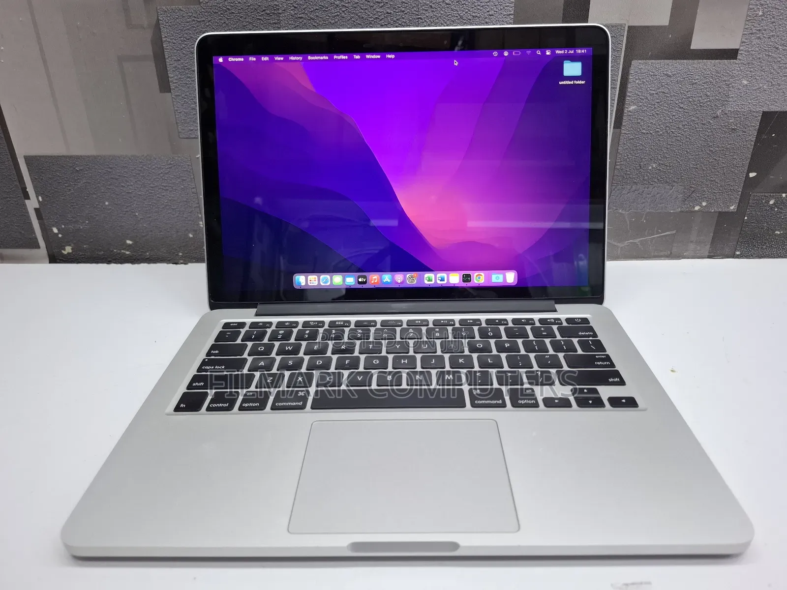 Laptop Apple MacBook Pro 8GB Intel Core i5 SSD 256GB