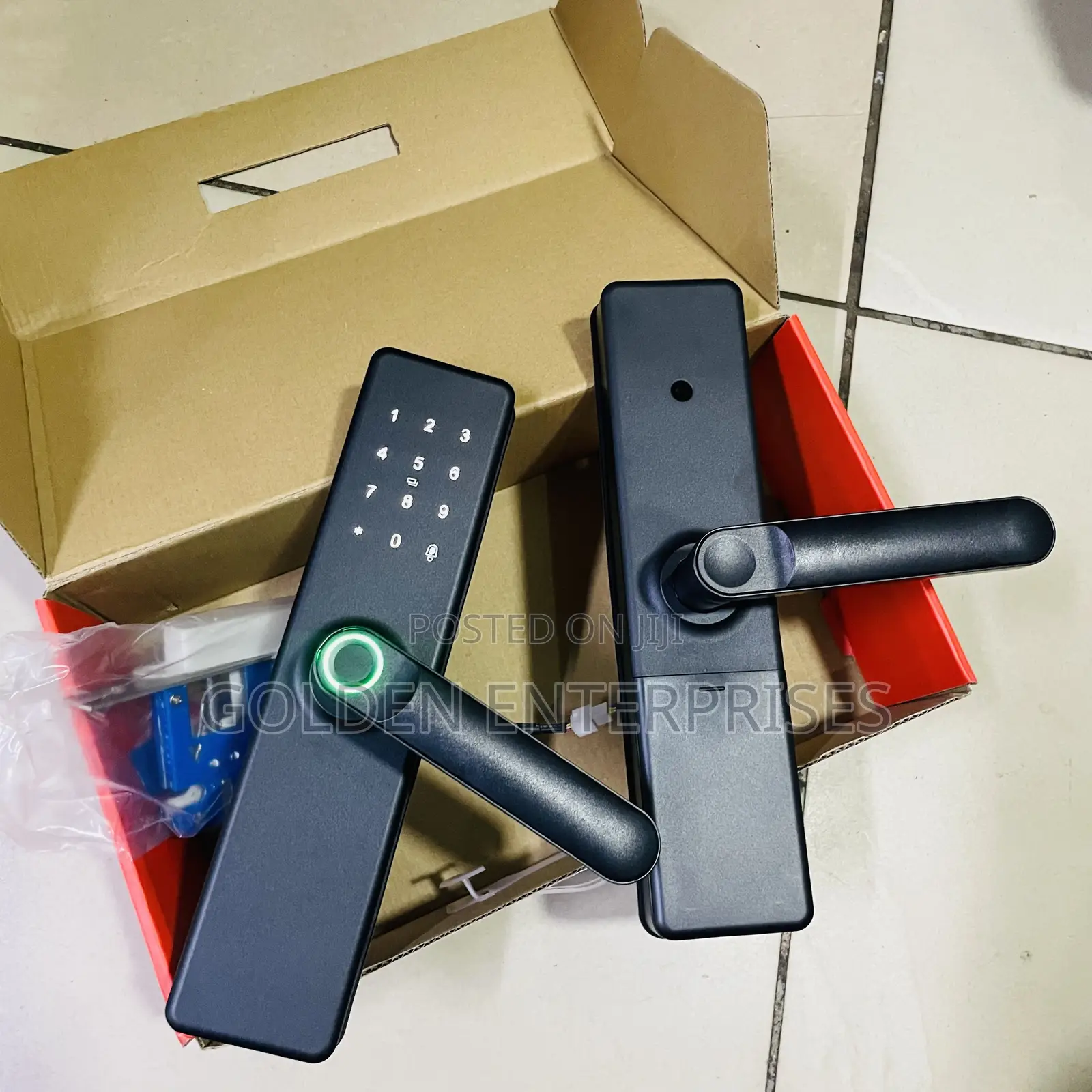 Biometric Intelligent Door Lock, Wooden Door, 5 Way Unlock