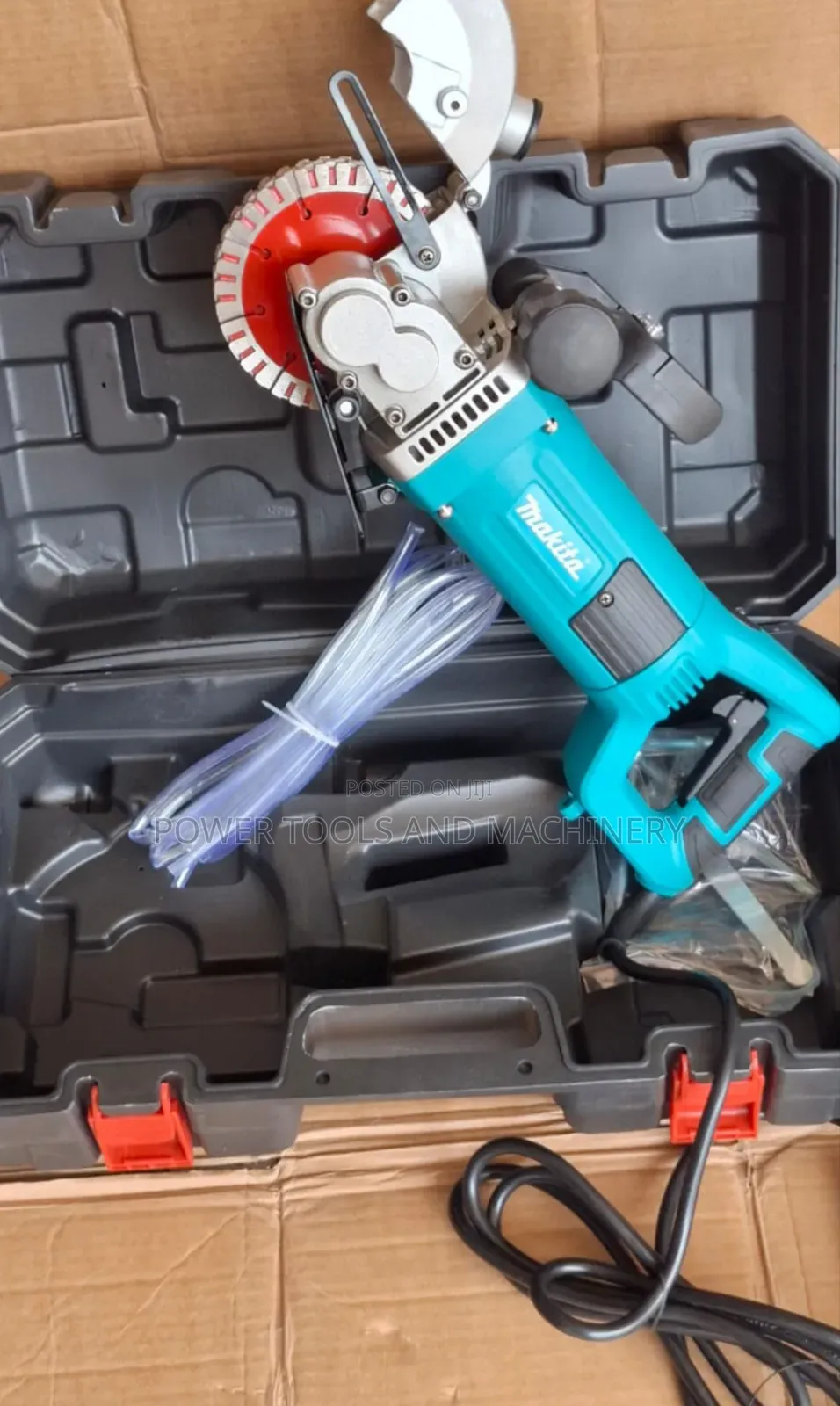 Makita Electric Wall Chaser / Wall Chaser
