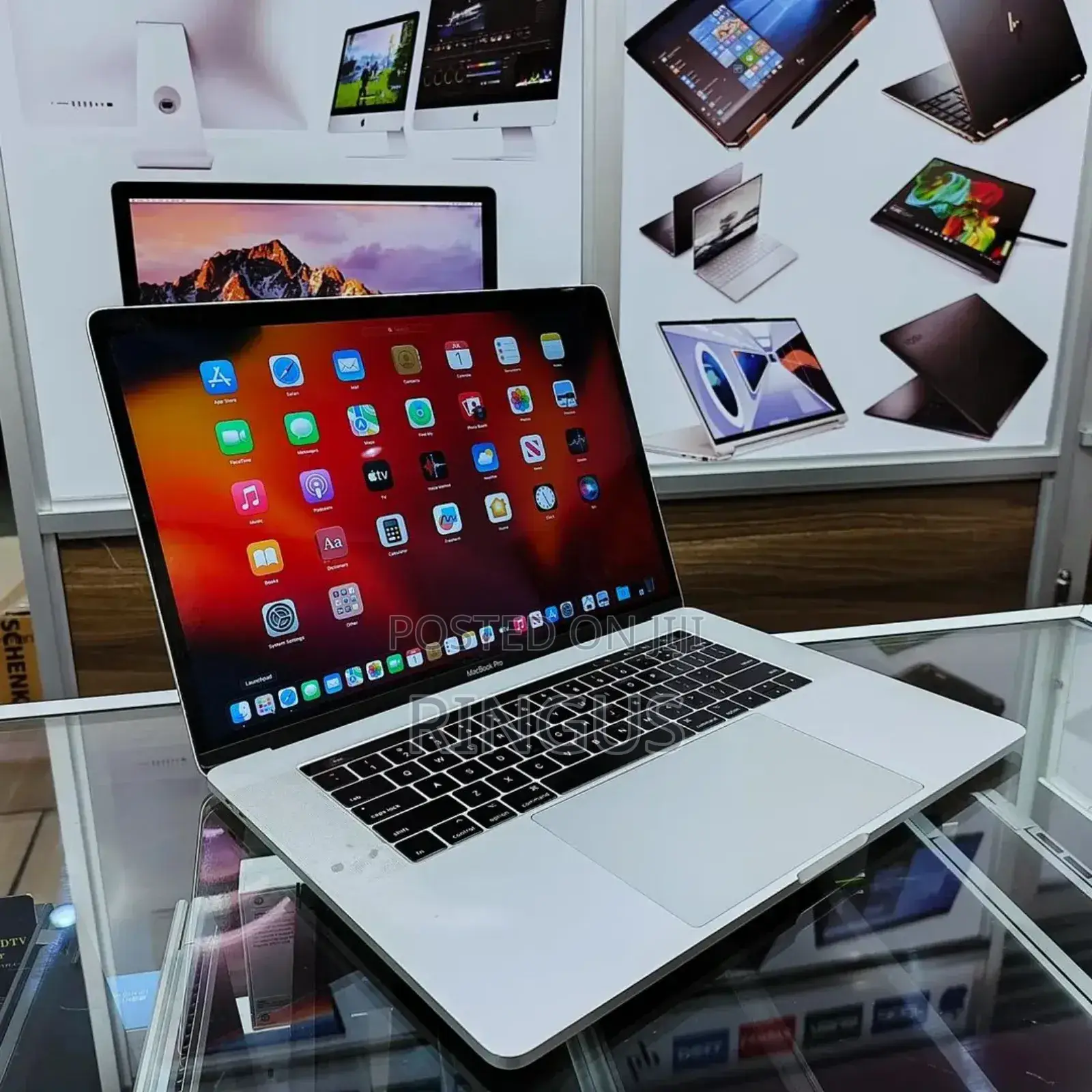 Laptop Apple MacBook Pro 2017 16GB Intel Core I7 SSD 256GB