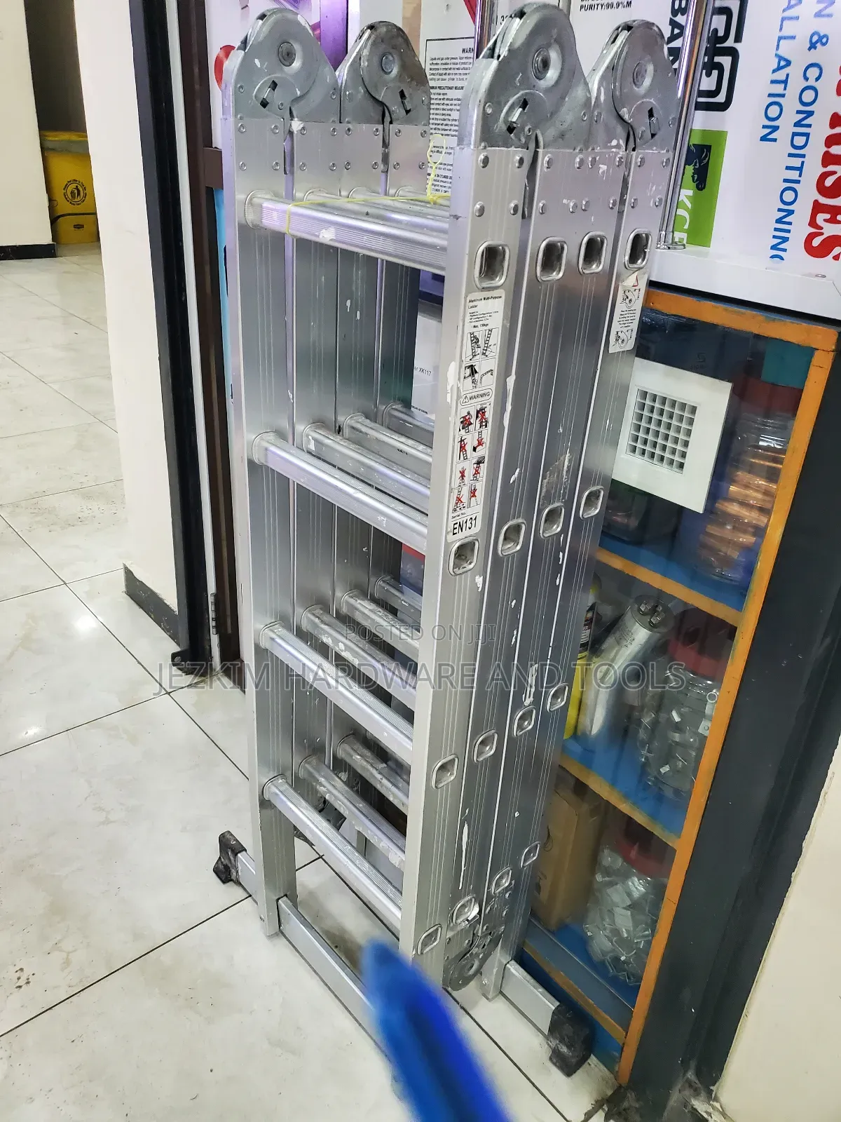 Aluminum Ladder 4 by 4