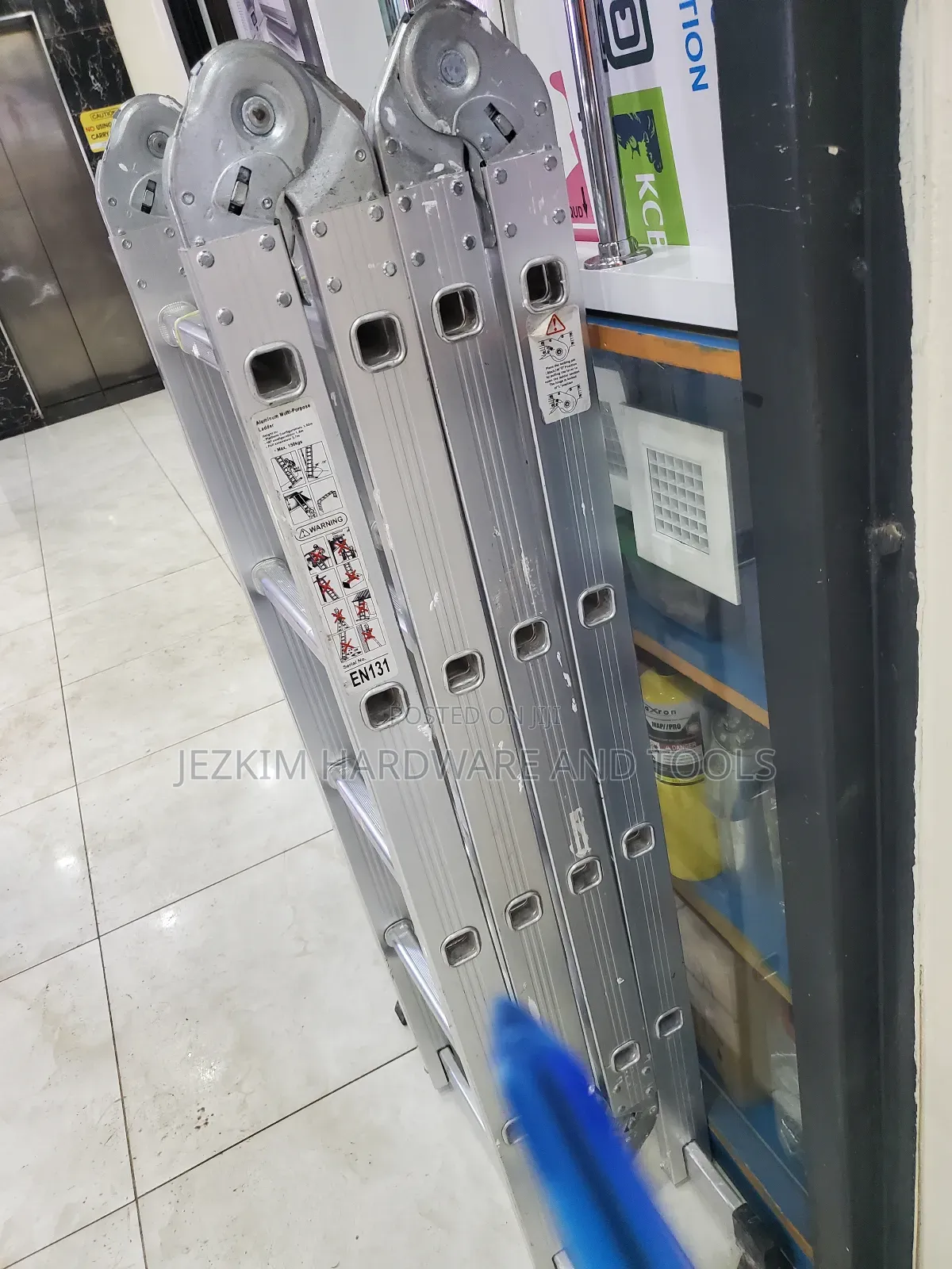 Aluminum Ladder 4 by 4