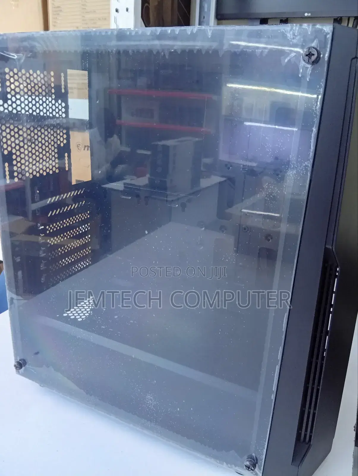 Msi Mag Laevatain 100l Mid Atx Tower Gaming Computer Case