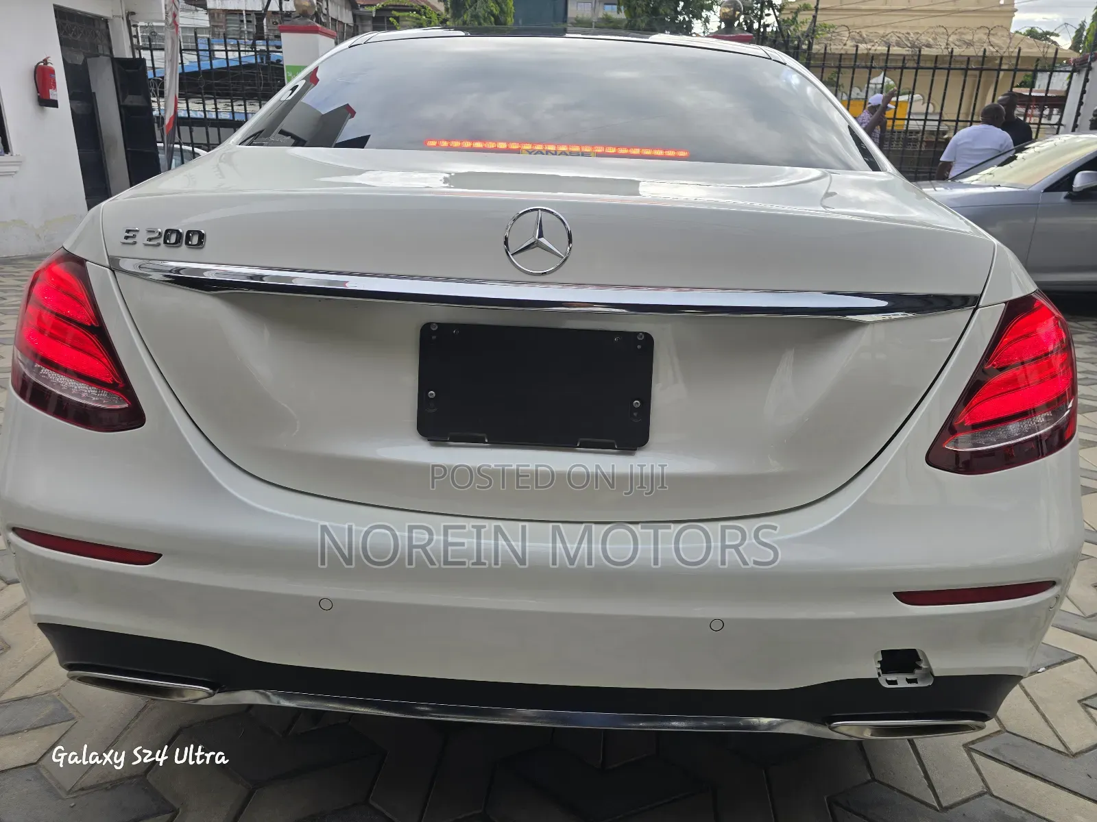 Mercedes-Benz E200 2018 White