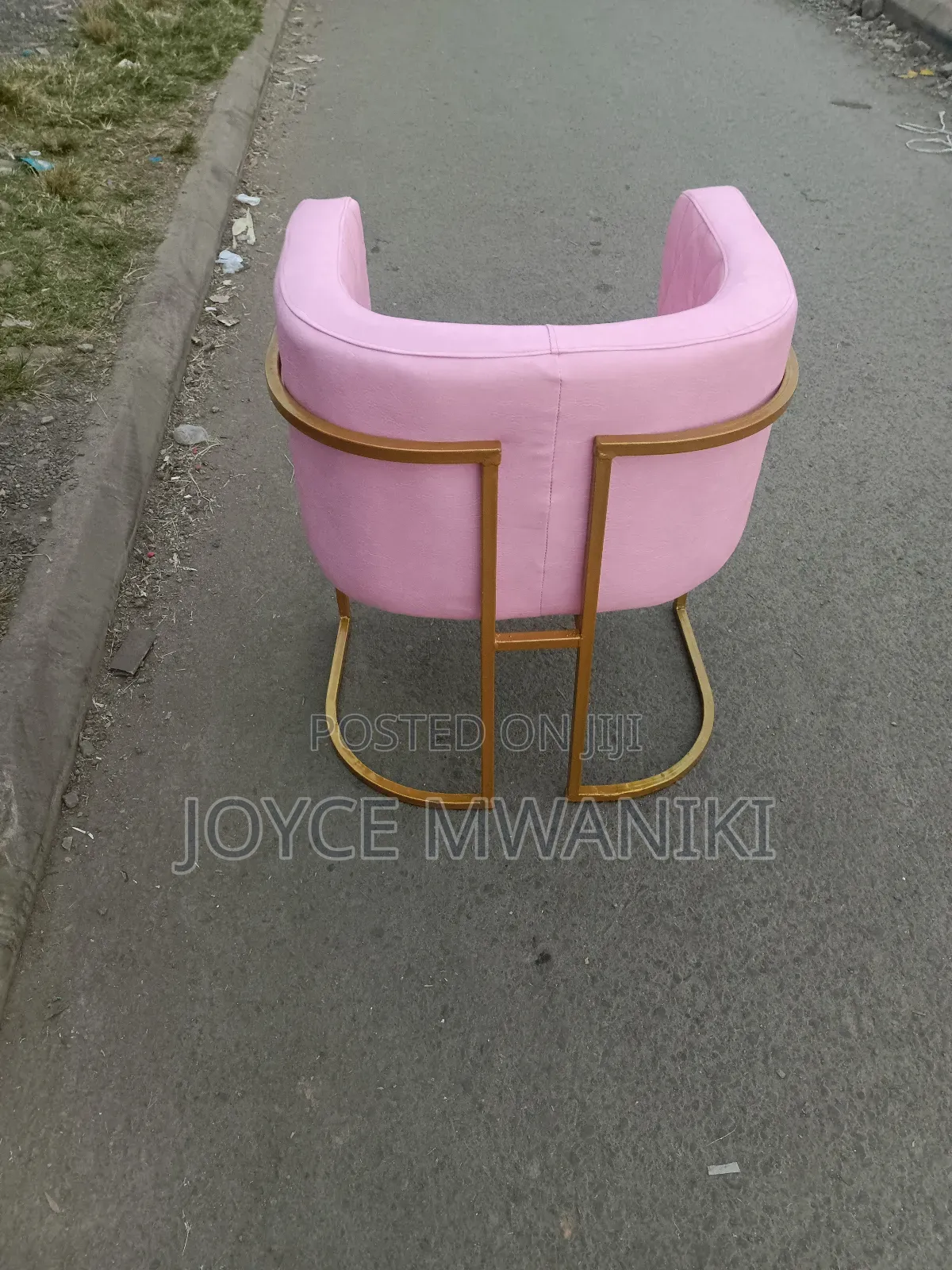 Baby Pink Leather Manicure or Styling Seat 