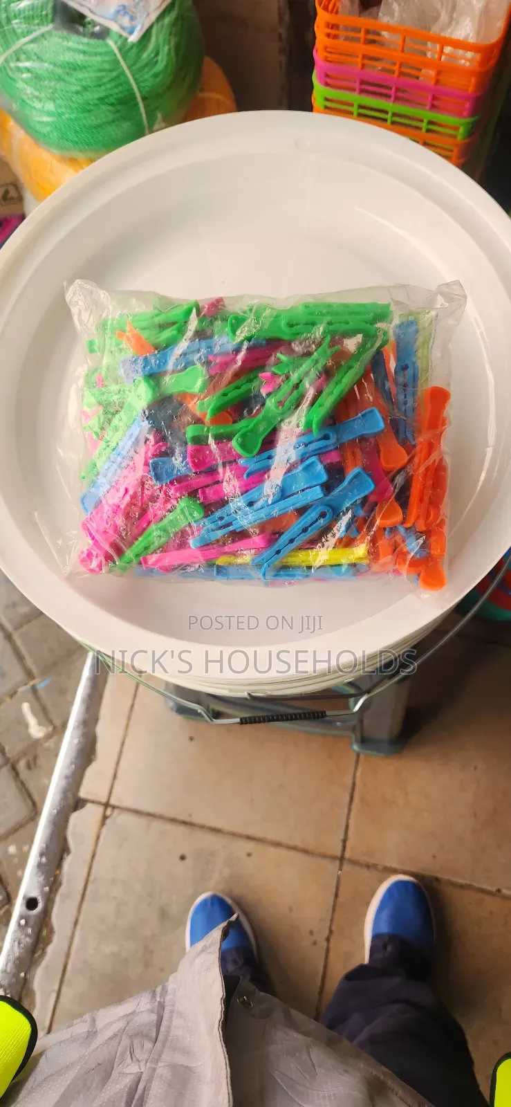 Plastic Pegs for Hanging Clothes