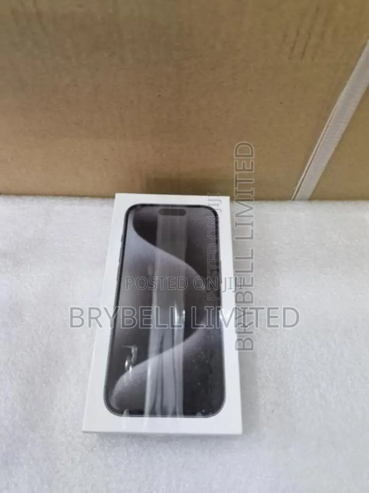 New Apple iPhone 15 Pro 256 GB Black
