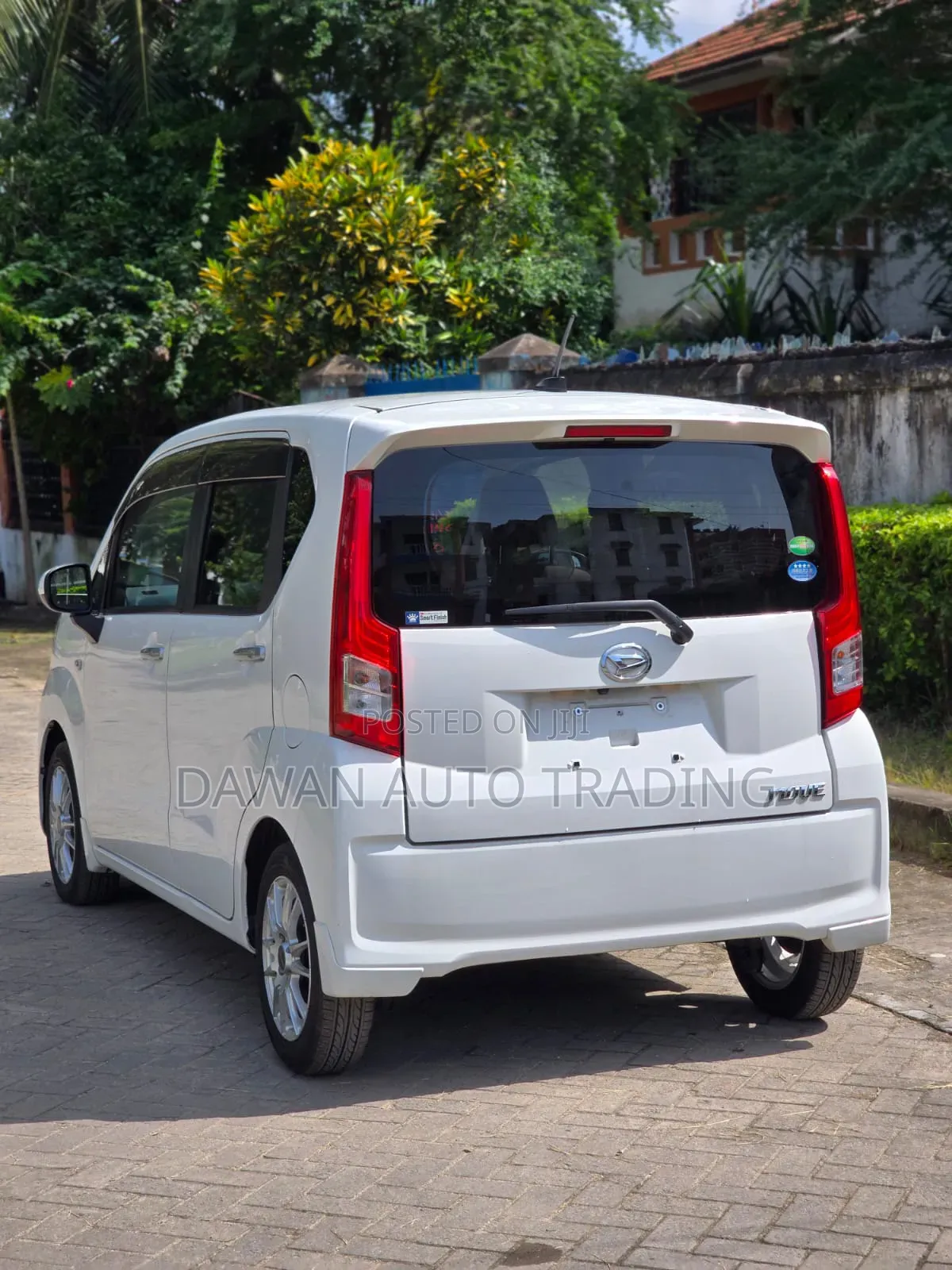 Daihatsu Move 2018 White