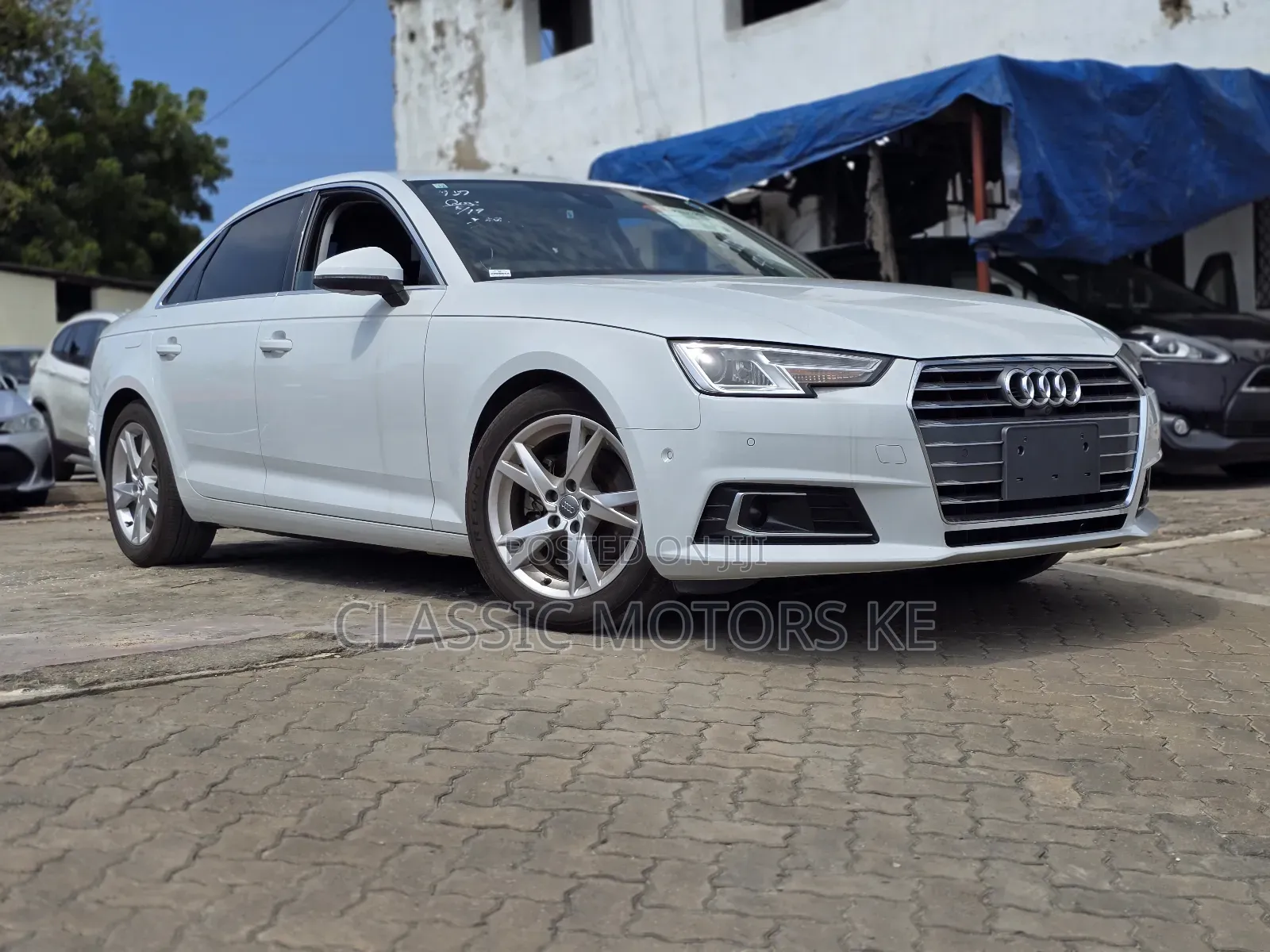 Audi A4 2.0T Tech Premium AWD quattro 2018 White