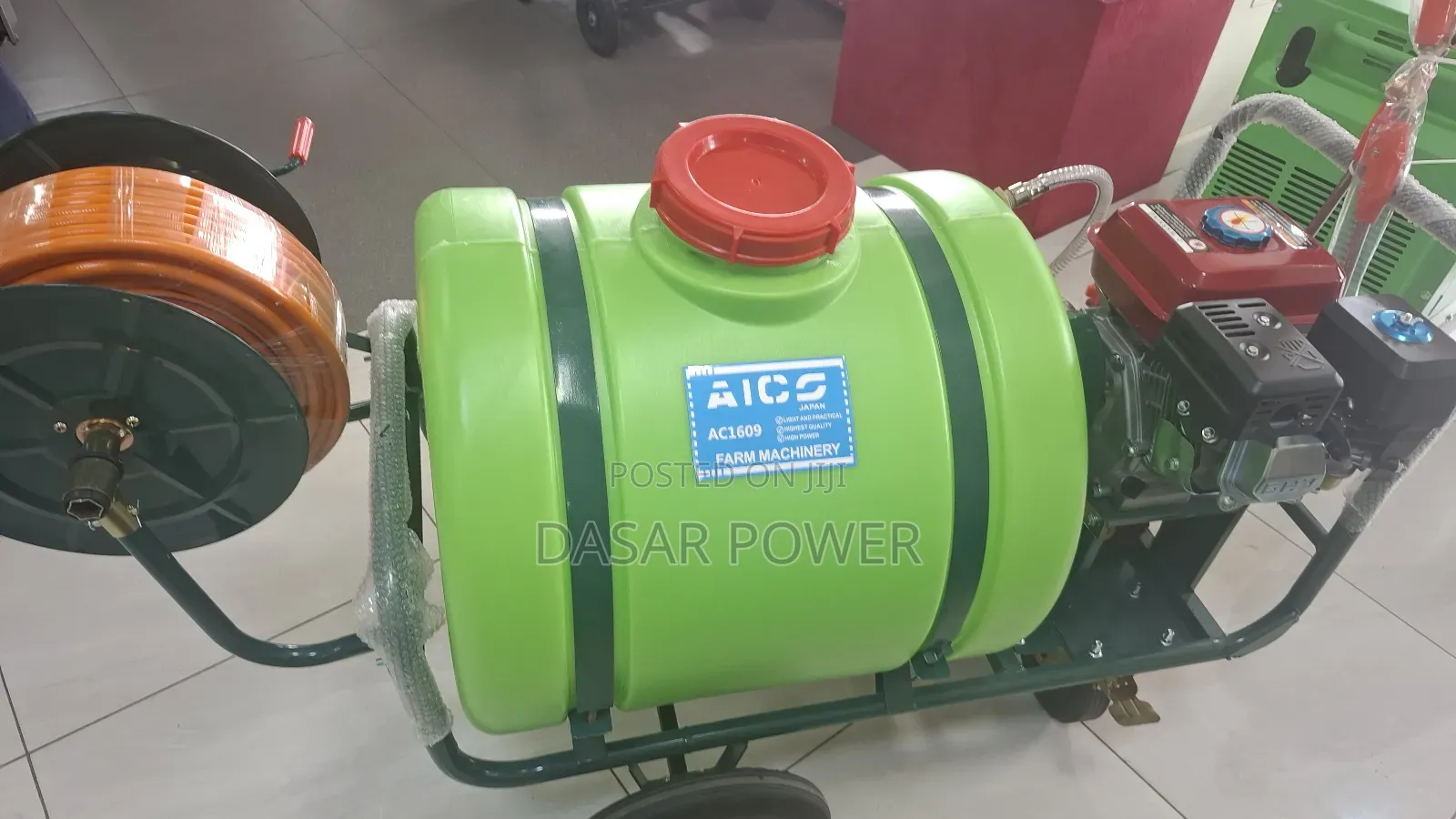 160l Engine Sprayer With 2pipes Outlets And Guns