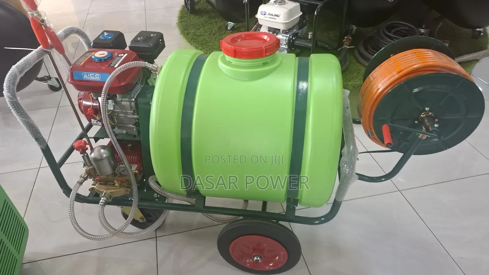 160l Engine Sprayer With 2pipes Outlets And Guns