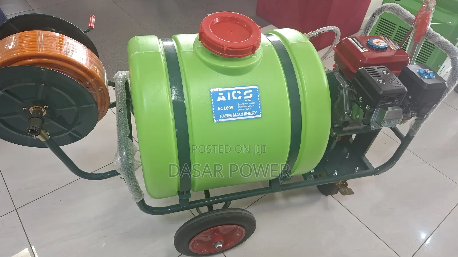 160l Engine Sprayer With 2pipes Outlets And Guns