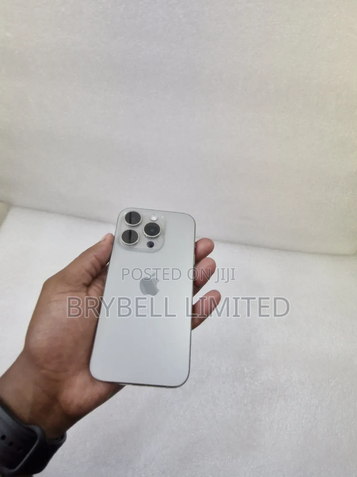 Apple iPhone 15 Pro 128 GB Gray