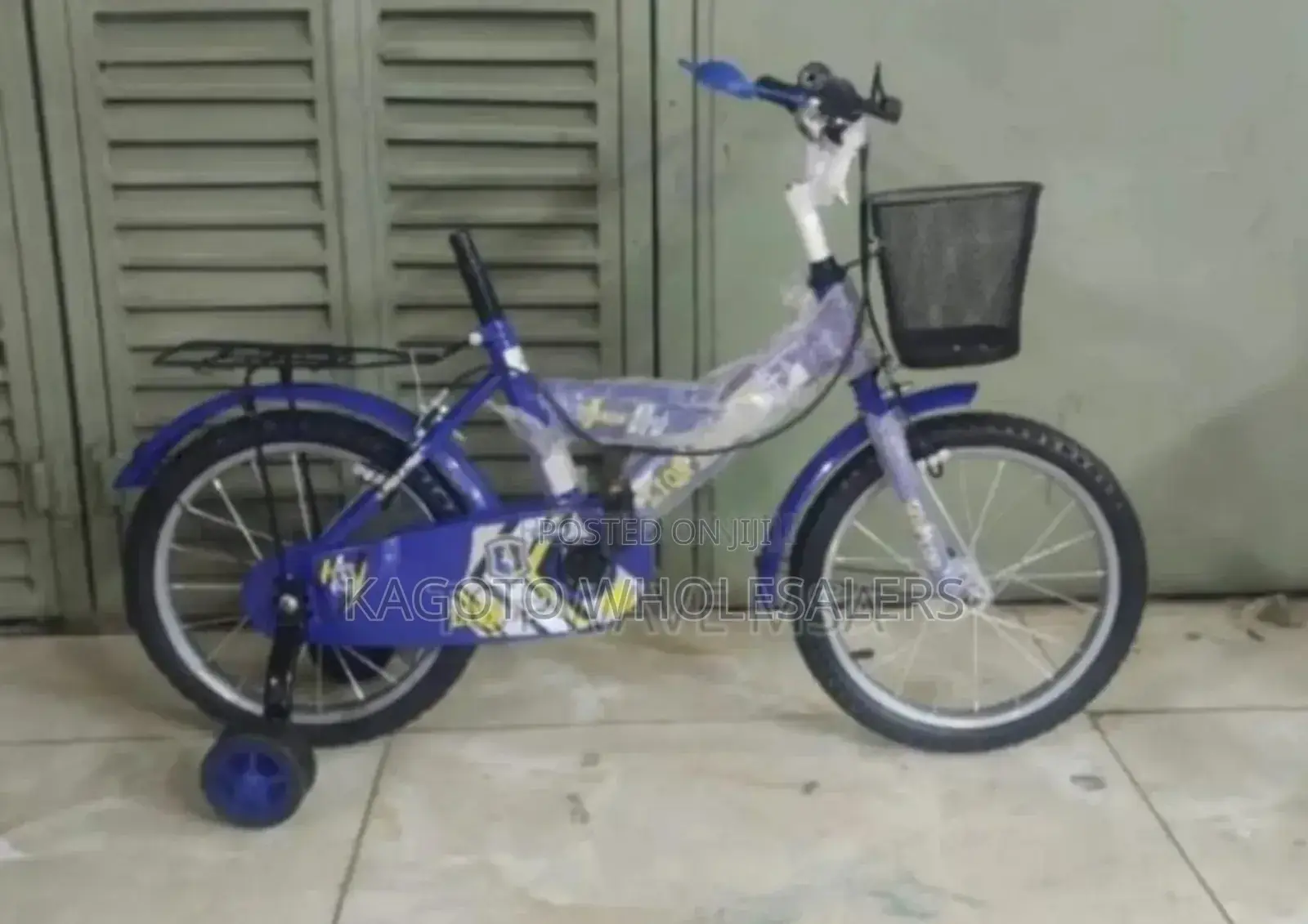 Blue Lion King Kids Bike. Size 16