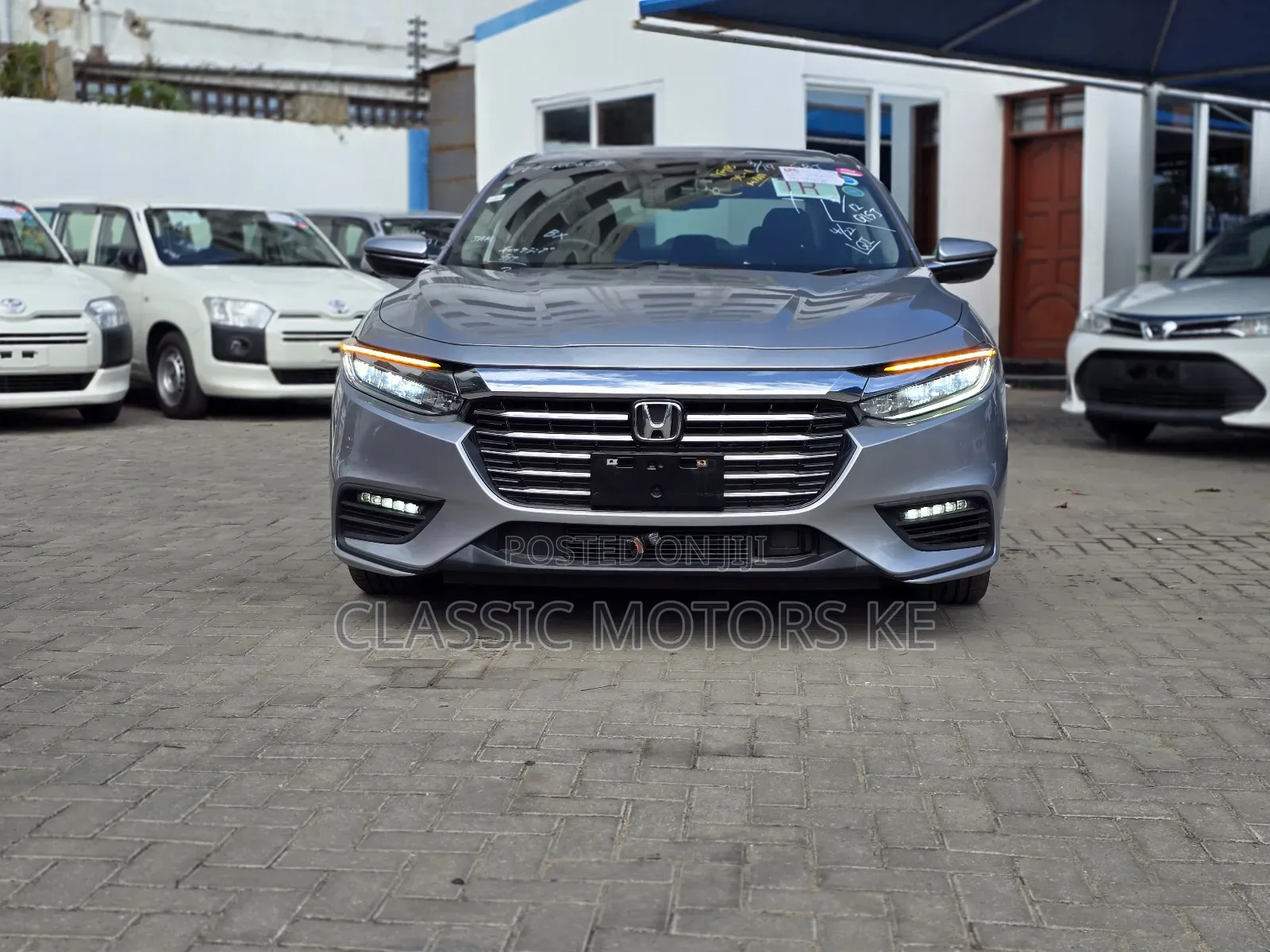 Honda Insight Touring 2019 Silver