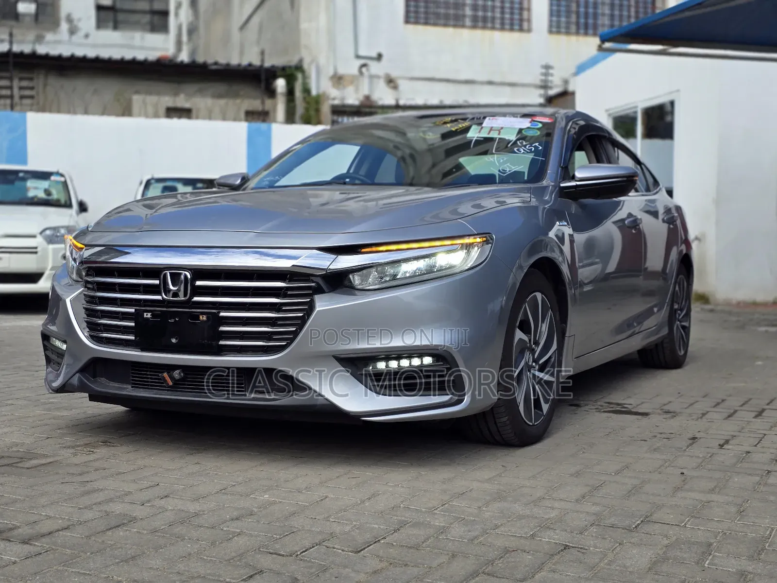 Honda Insight Touring 2019 Silver