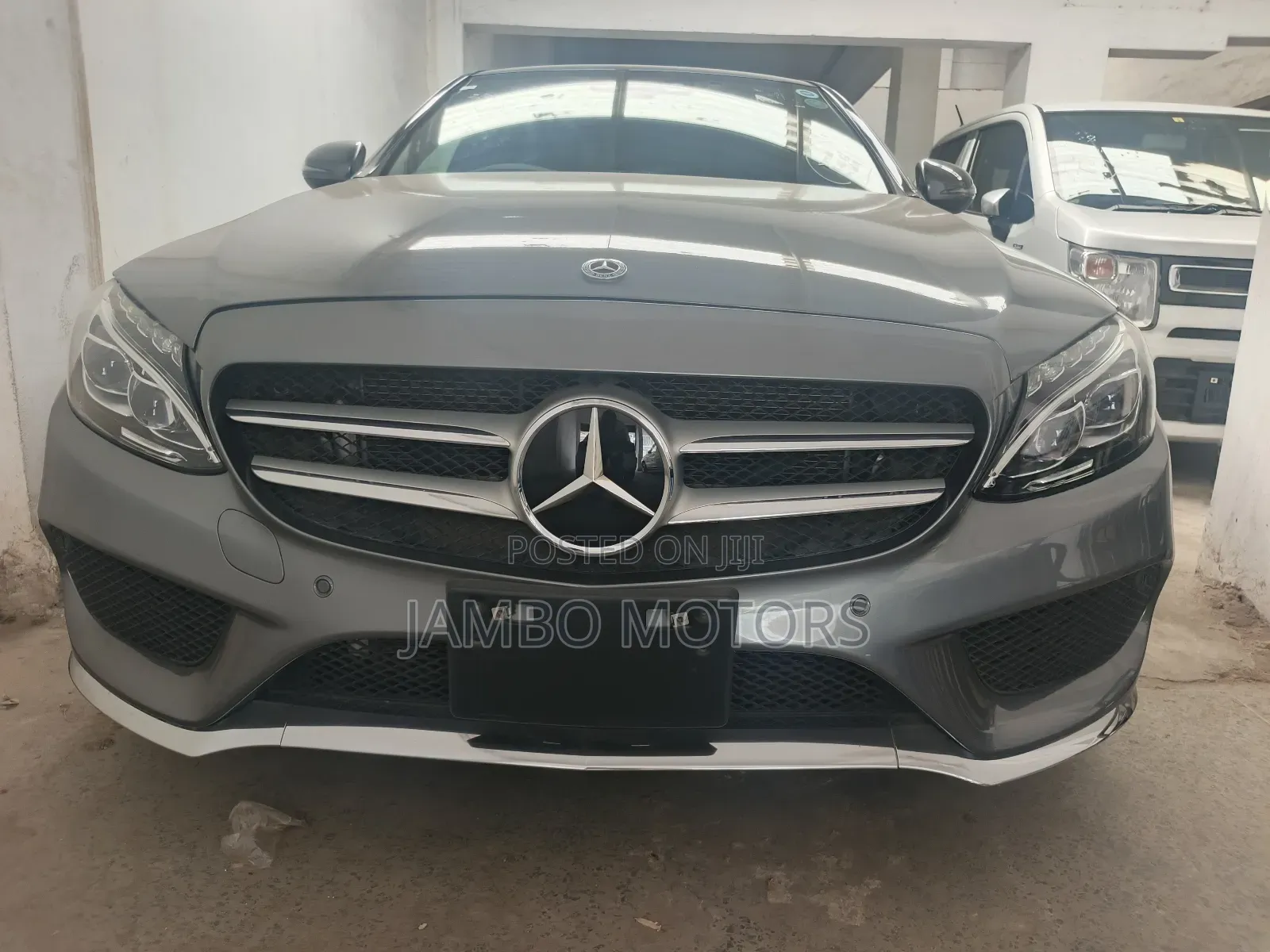 Mercedes-Benz C200 2018 Gray