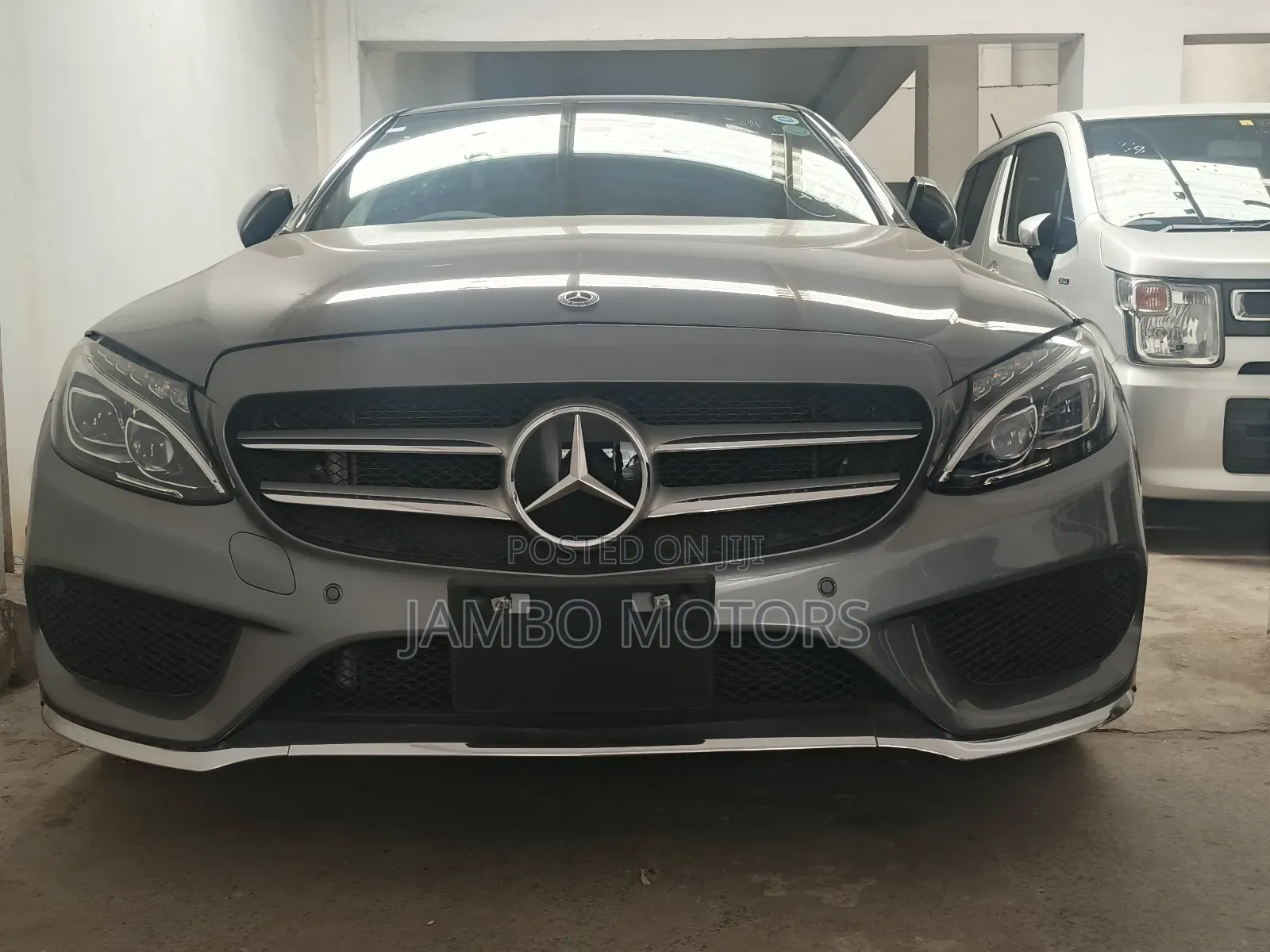 Mercedes-Benz C200 2018 Gray