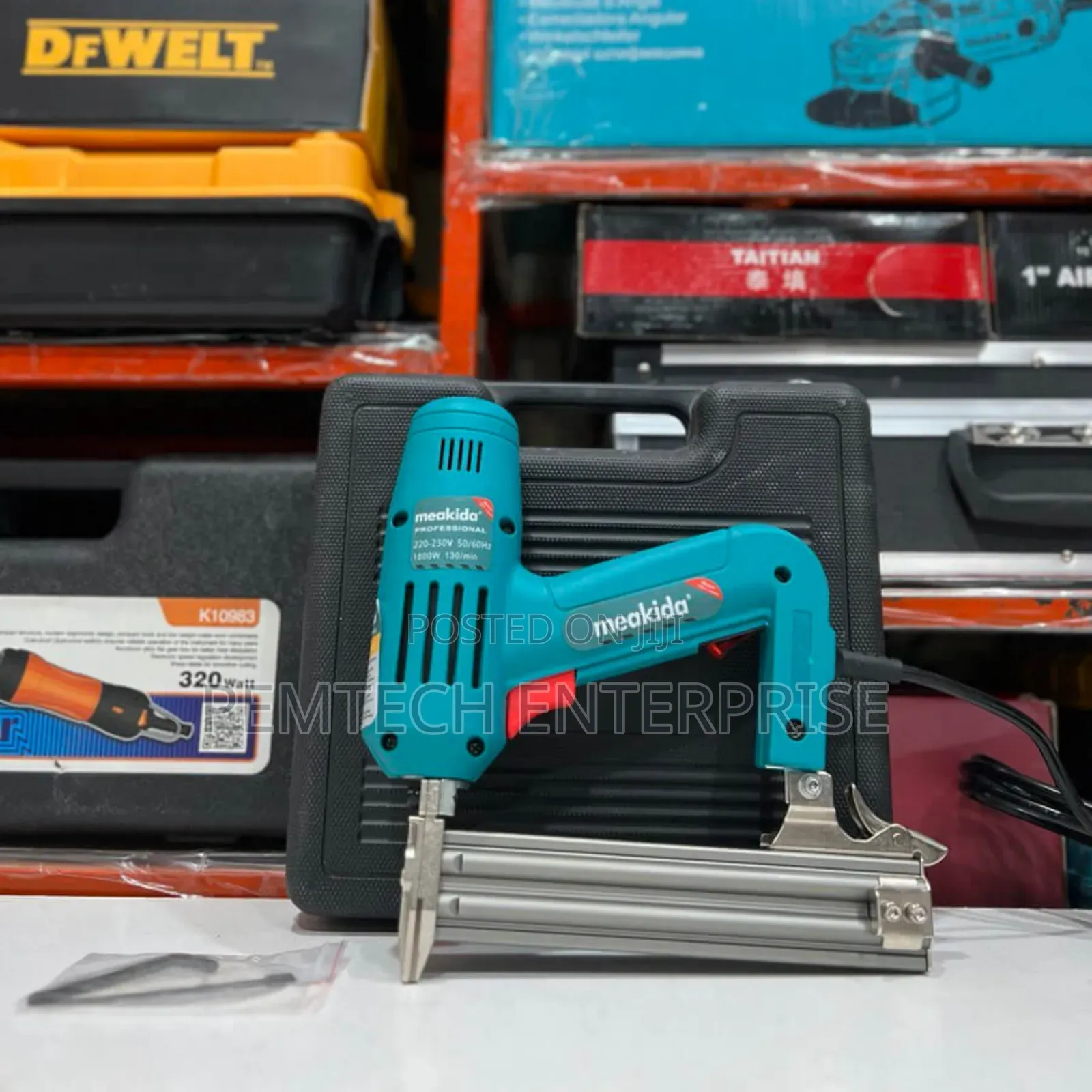 Meakida 1800w Electric Staple Nail Gun.