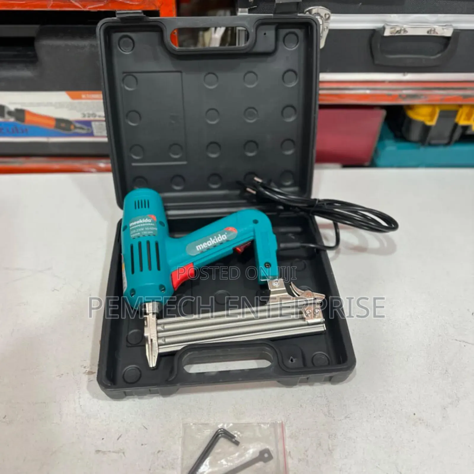 Meakida 1800w Electric Staple Nail Gun.