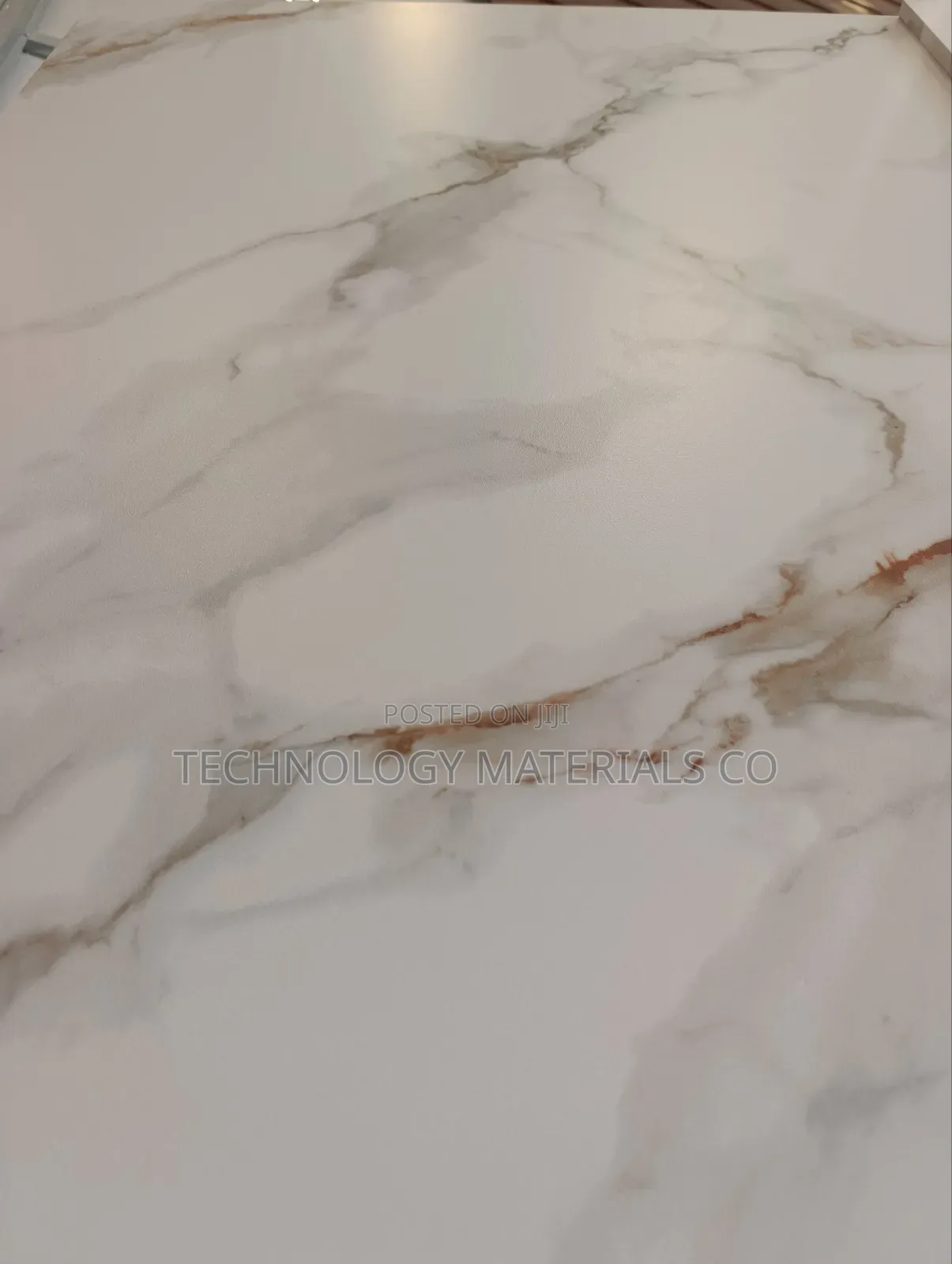 Maasai Onyx Sintered Stone(8.53ft By 2.62ft)