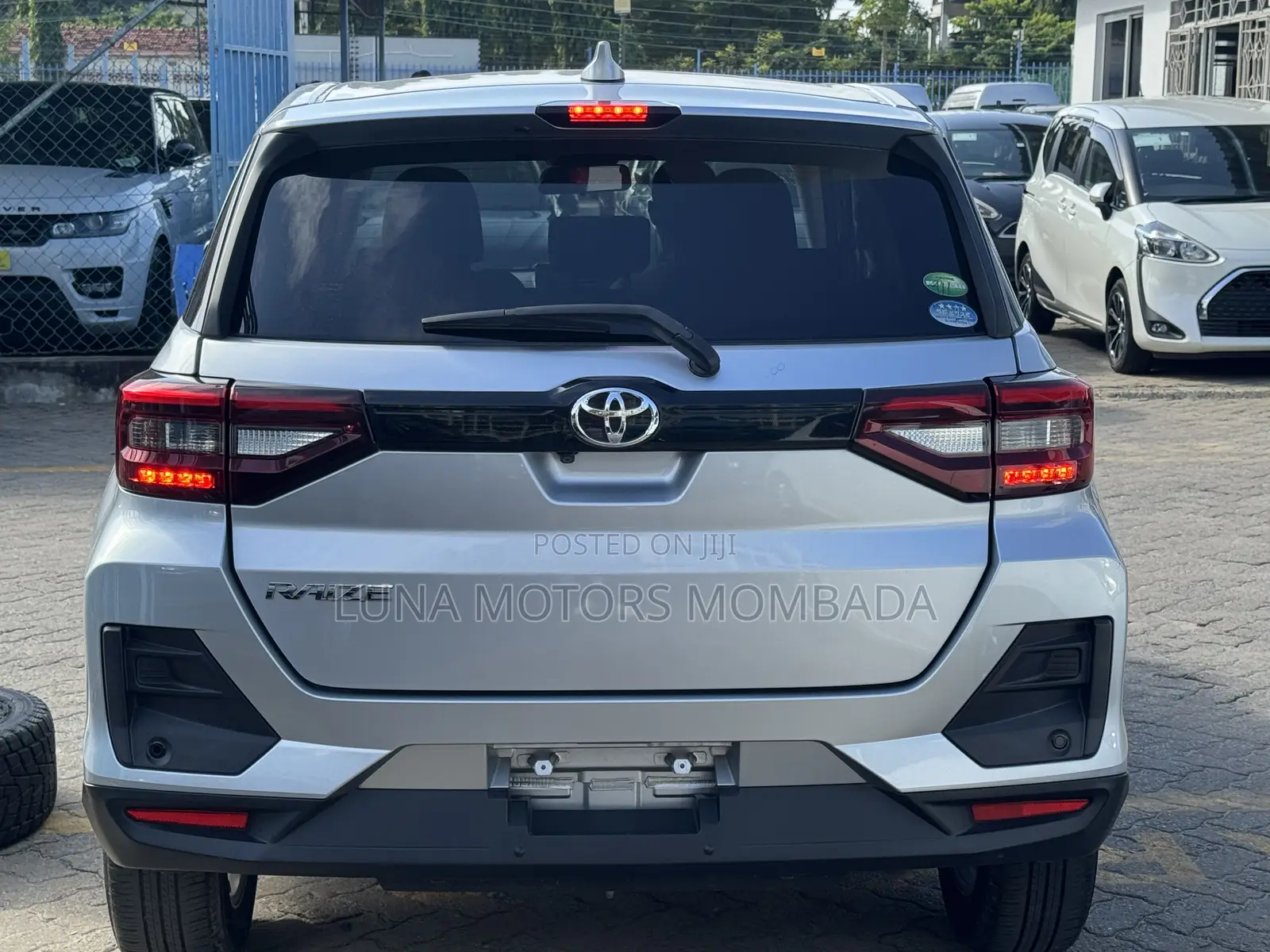 Toyota Raize 2019 Silver