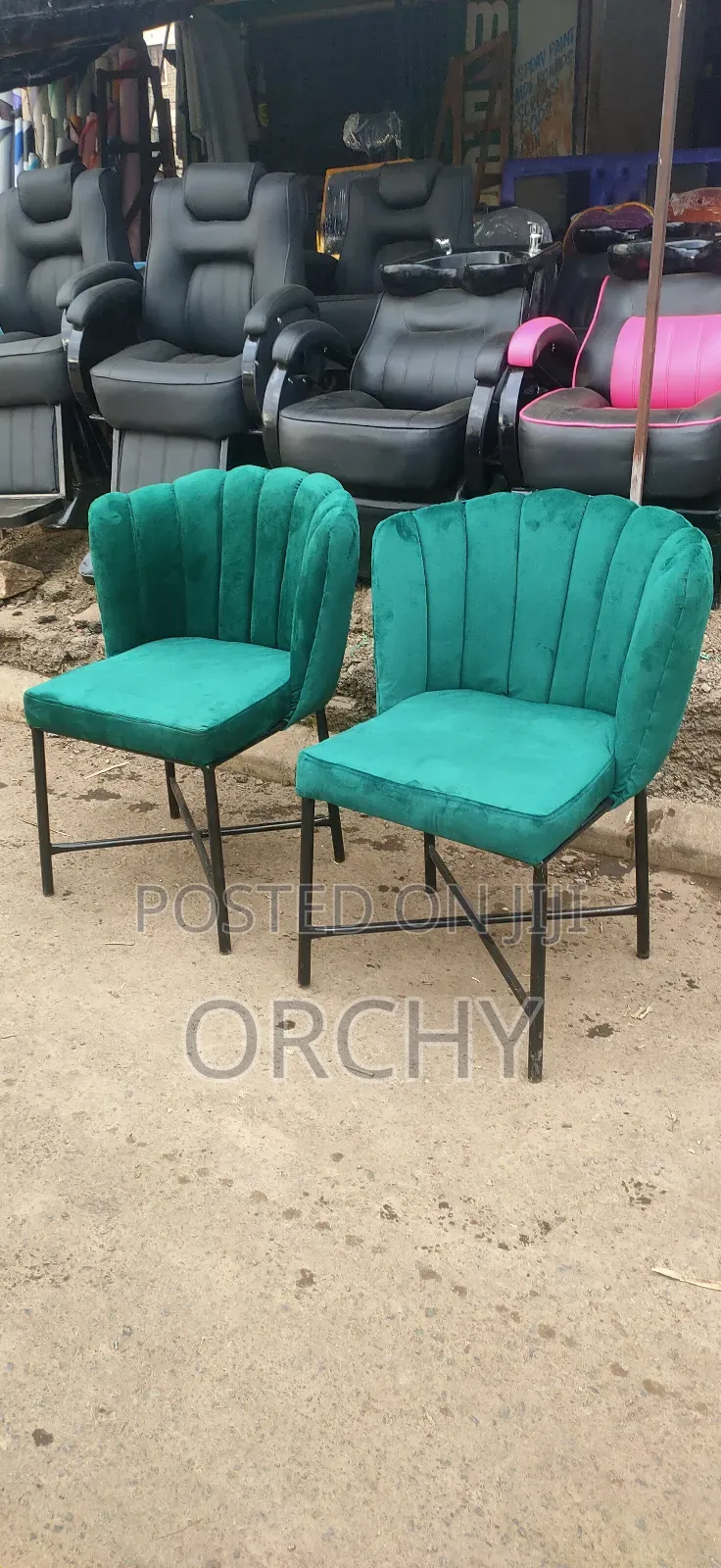 2 Floral Manicure Seats