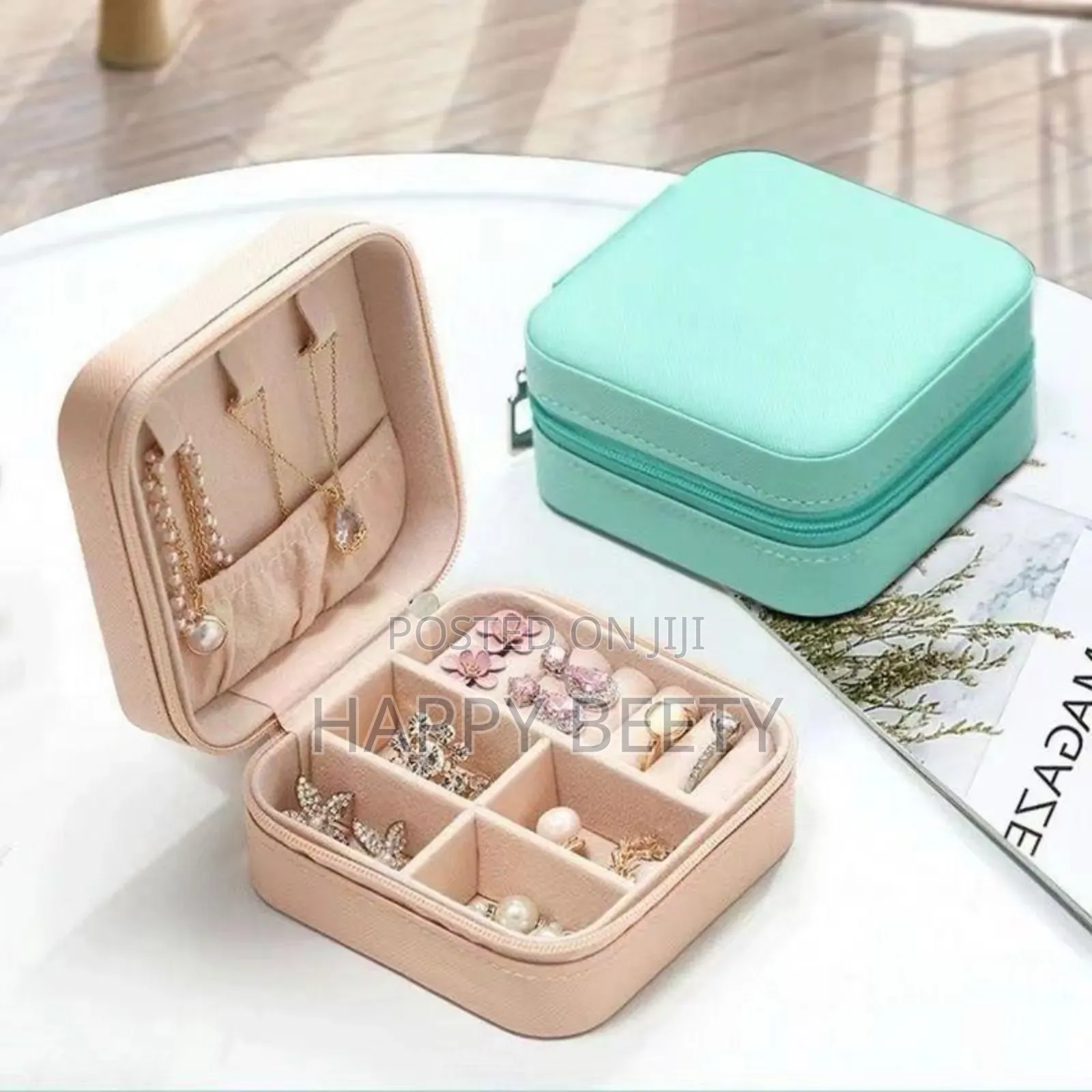 *Portable Jewelry Travel Case Organizer