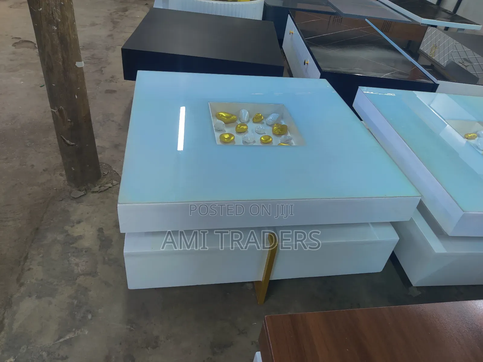 Class Coffee Table