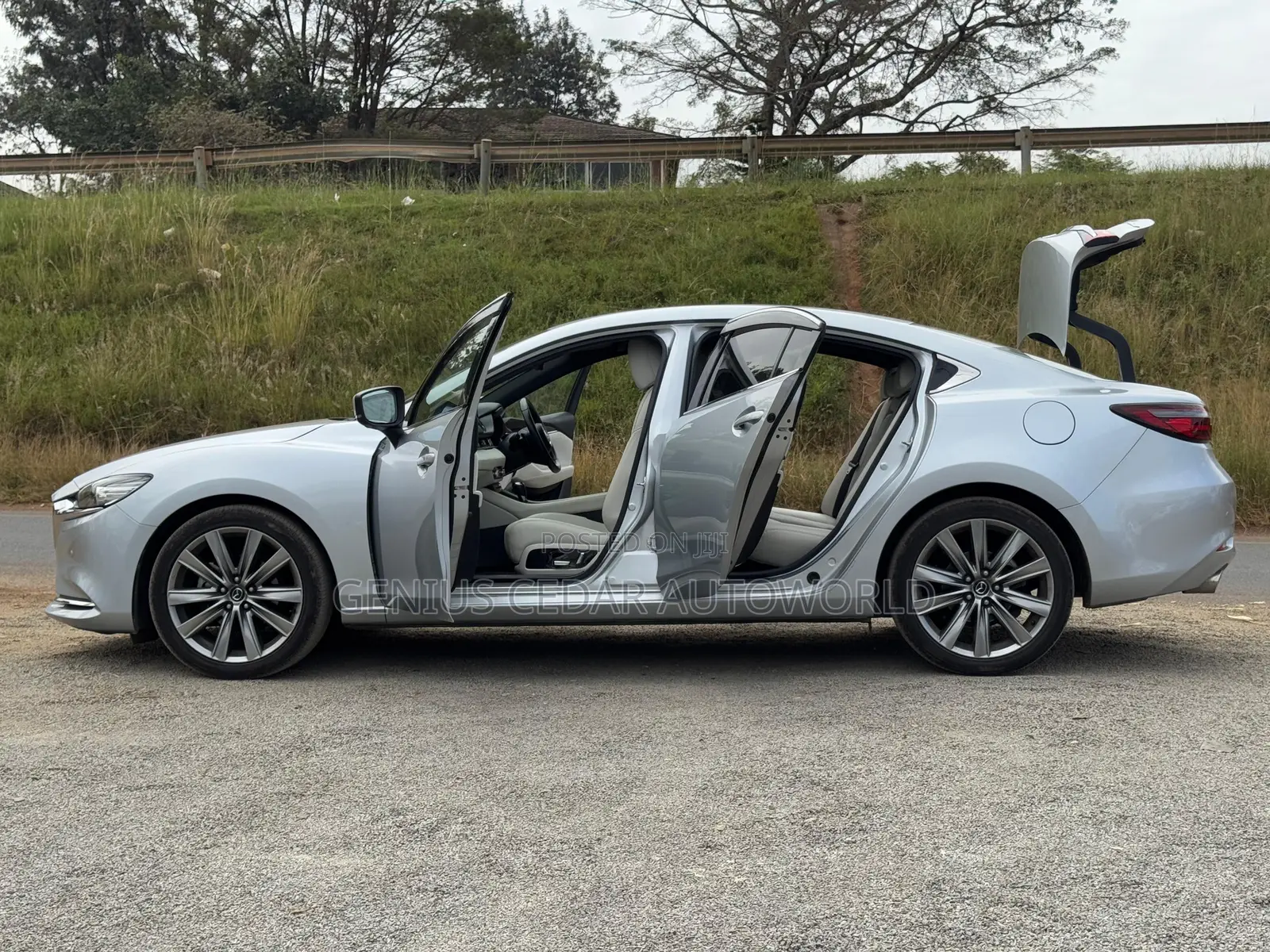 Mazda Atenza 2018 Silver