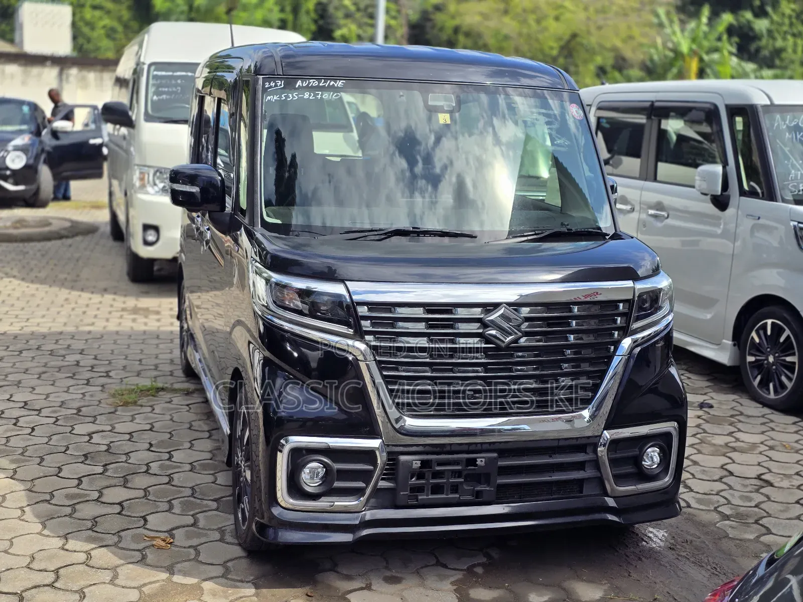 Suzuki Spacia 660 Hybrid T AWD 2018 Black
