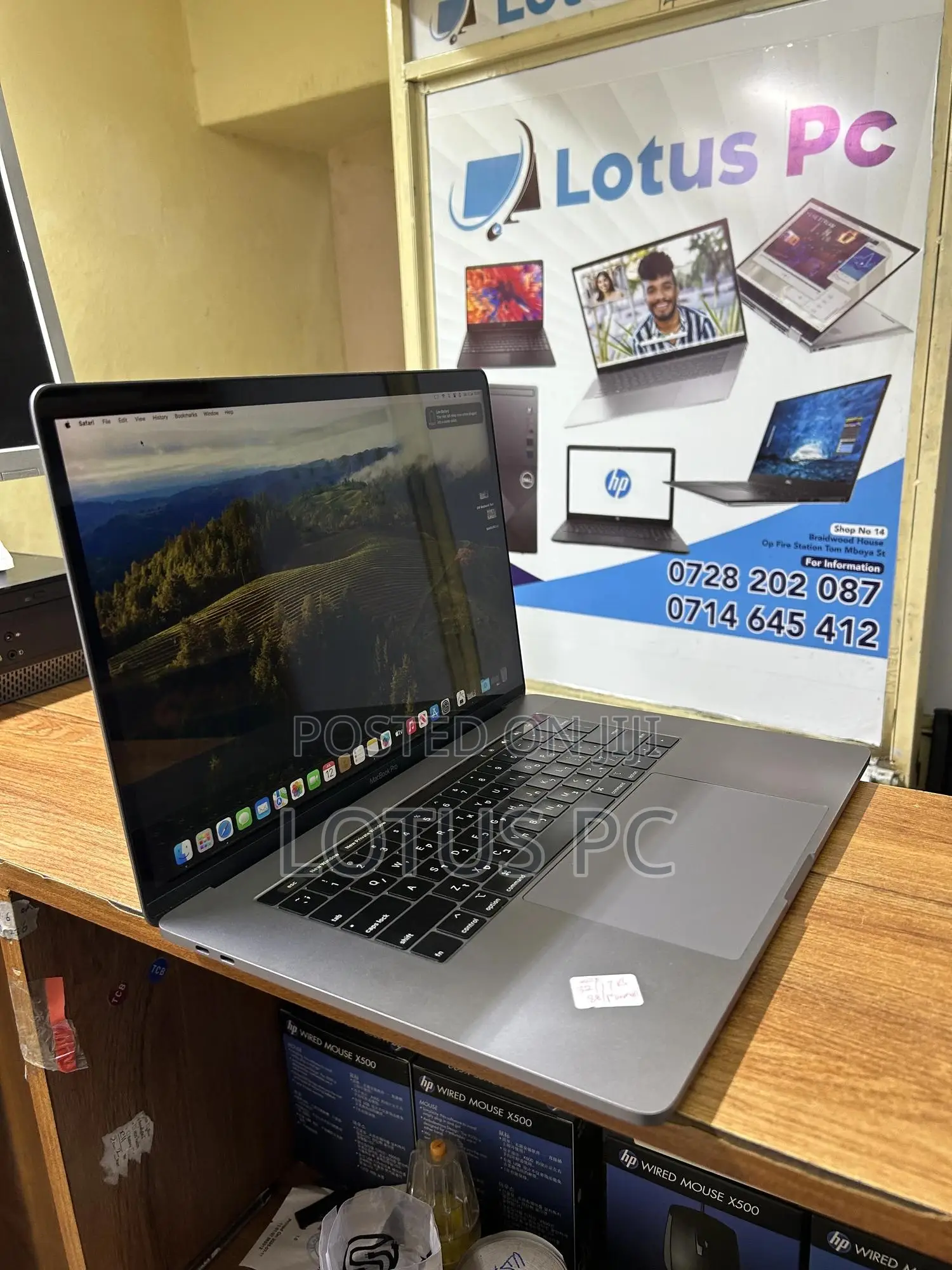 Laptop Apple MacBook Pro 2018 32GB Intel Core I9 SSD 1T