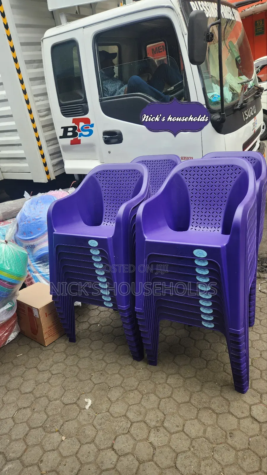 Plastic Chair , Purple Plastic Chairs in Stock Now