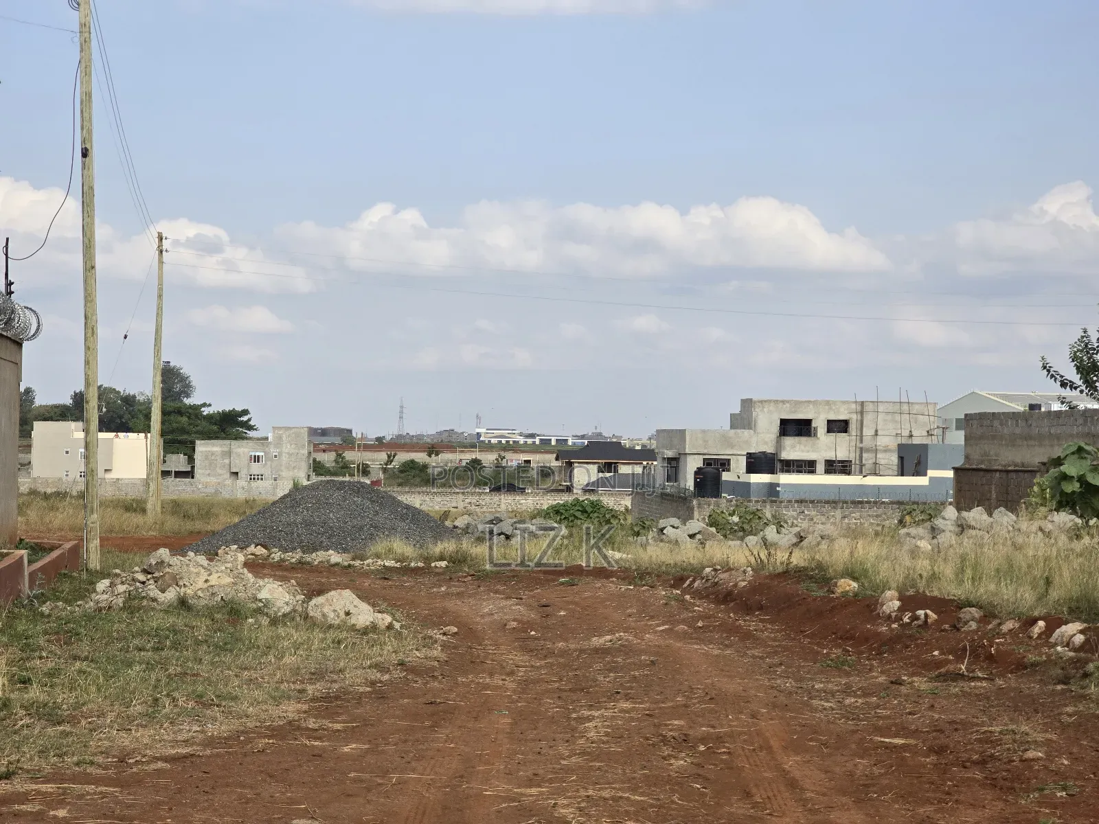 40x80 Plots in Tola Estate(Ngoingwa)