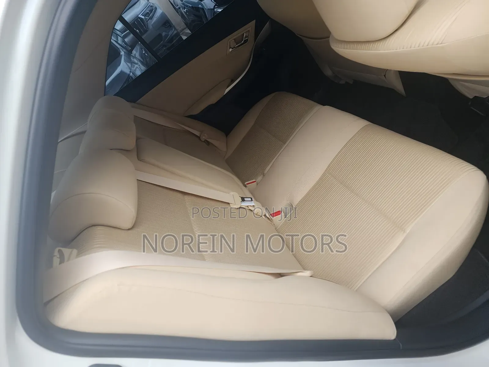 Toyota Premio 2018 Pearl