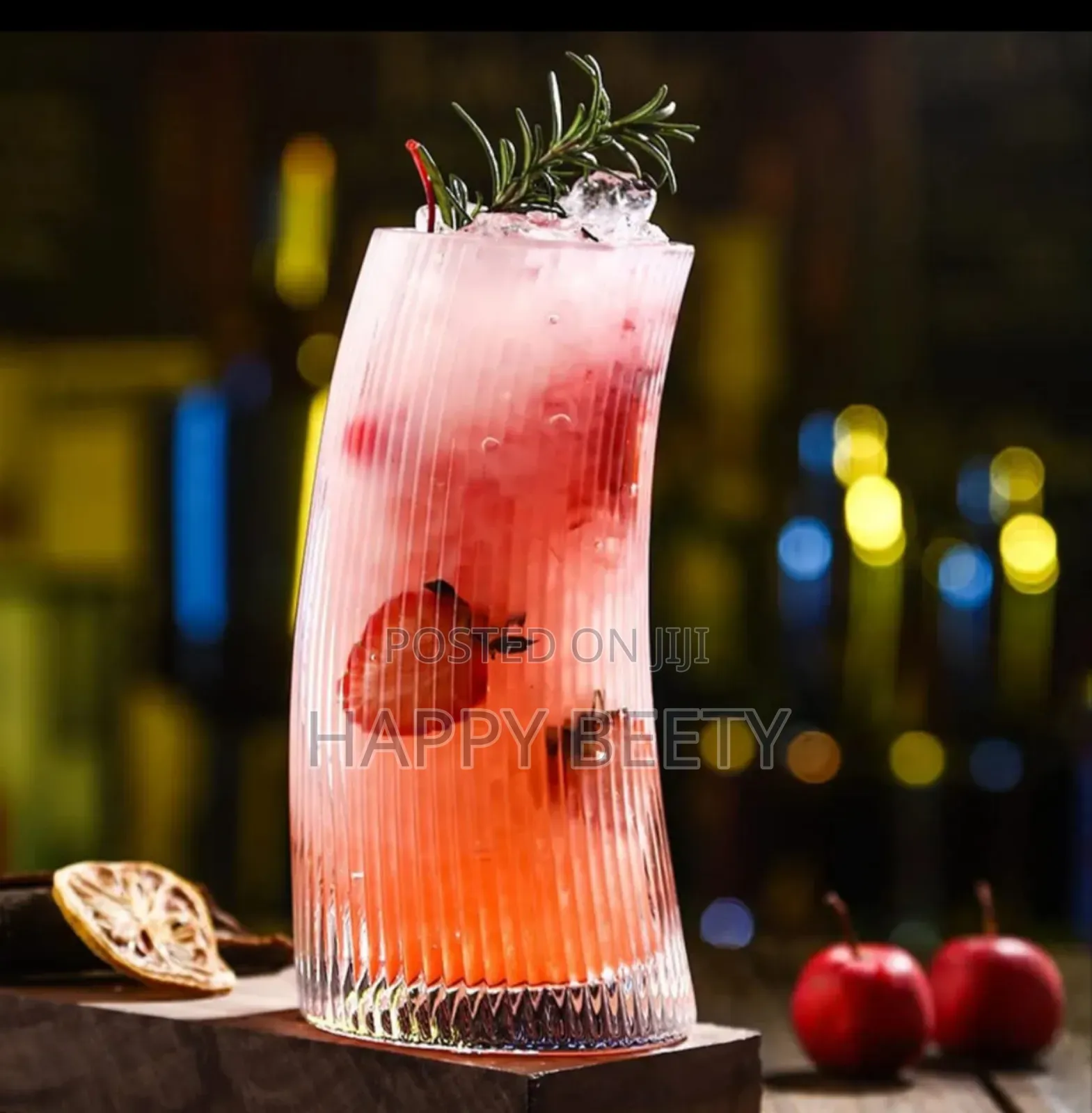 Crescent-Shaped Transparent Glassware