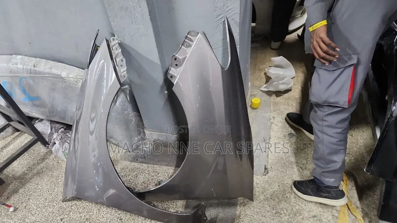 Toyota Axio/Fielder 2012 161 Fender/Wing