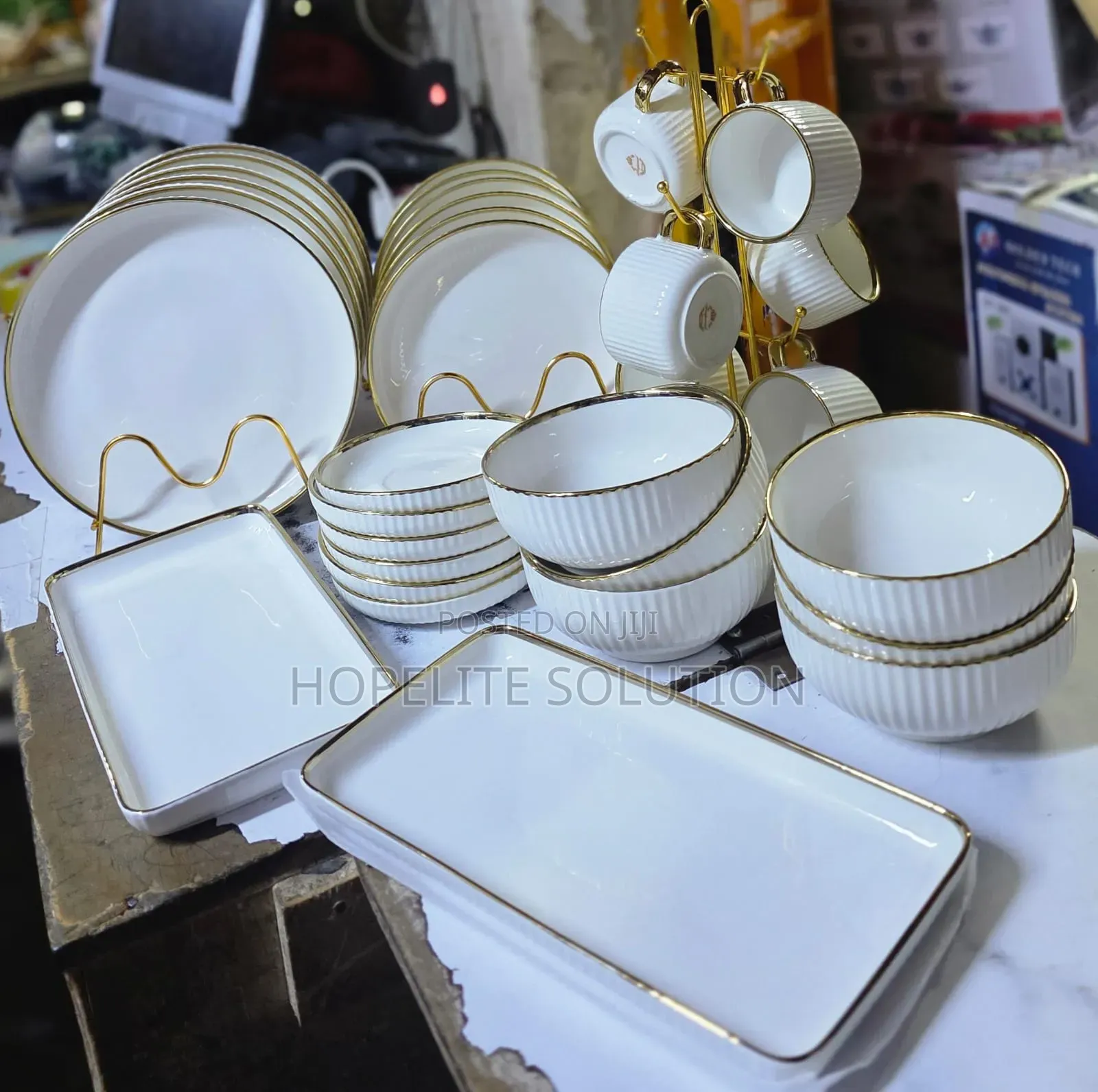 32 PCS Imperial Dinner Set
